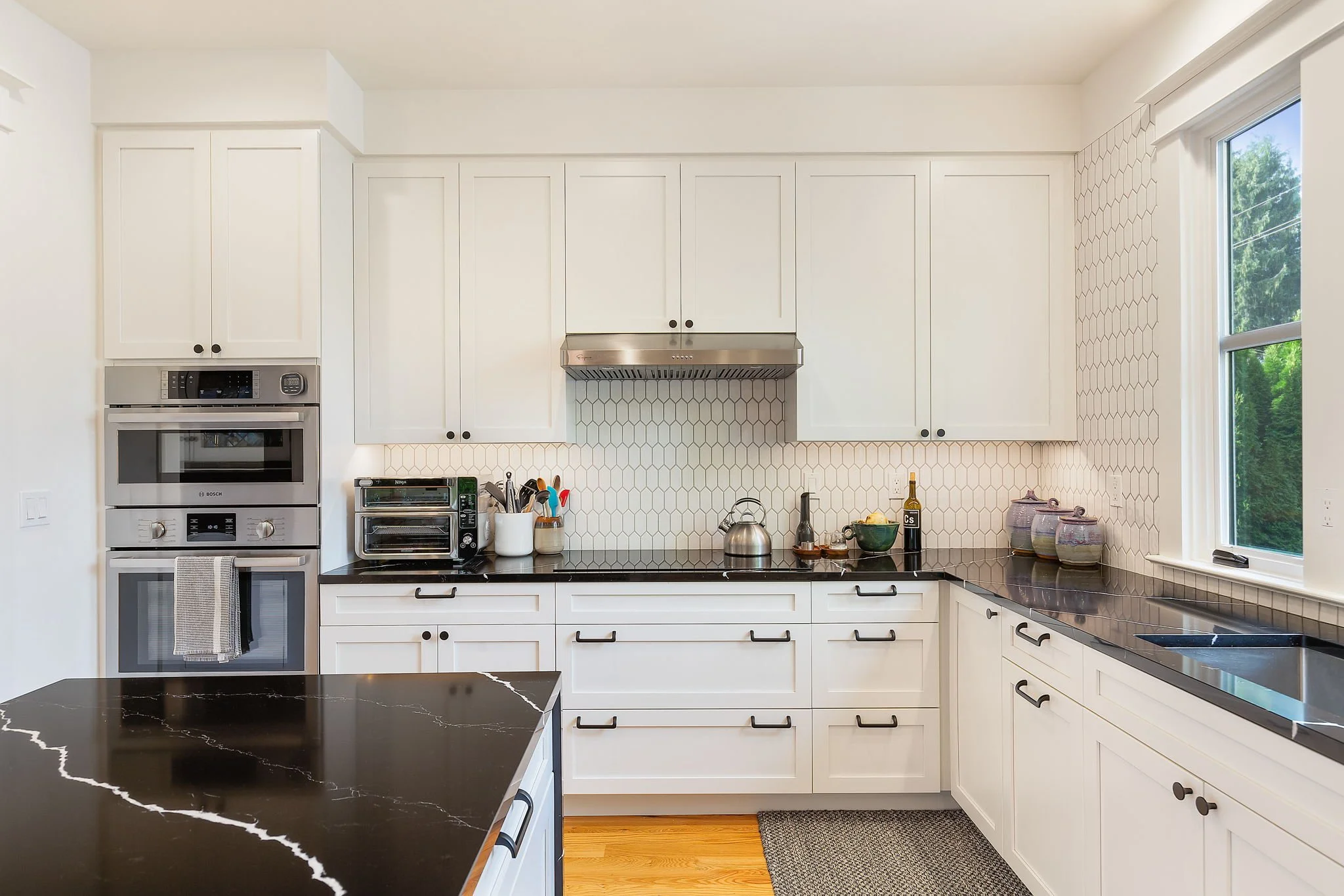 Brightsky-21st-kitchen 01-low.jpg