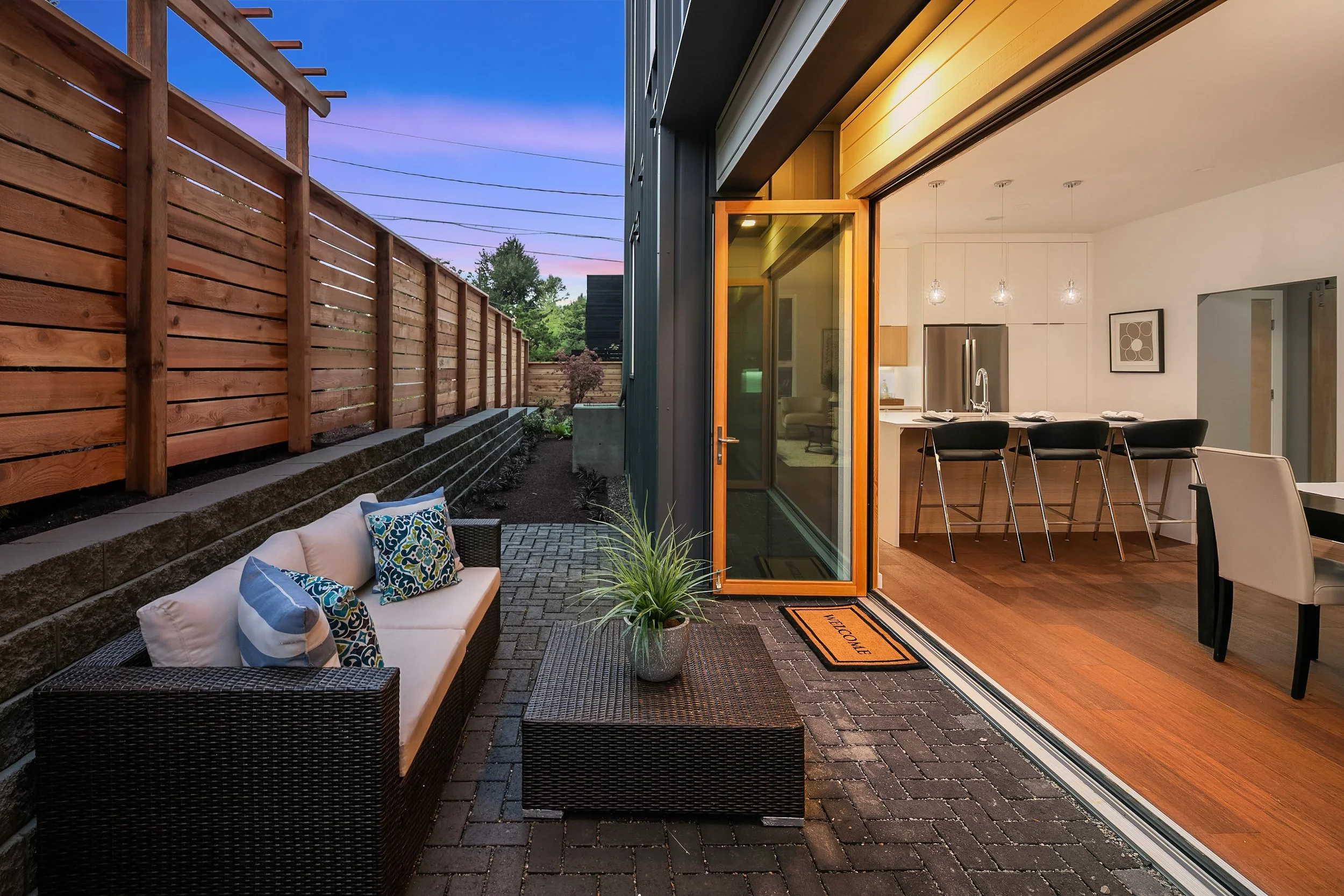 brightsky-ward-seattle-residential-patio-4.jpg