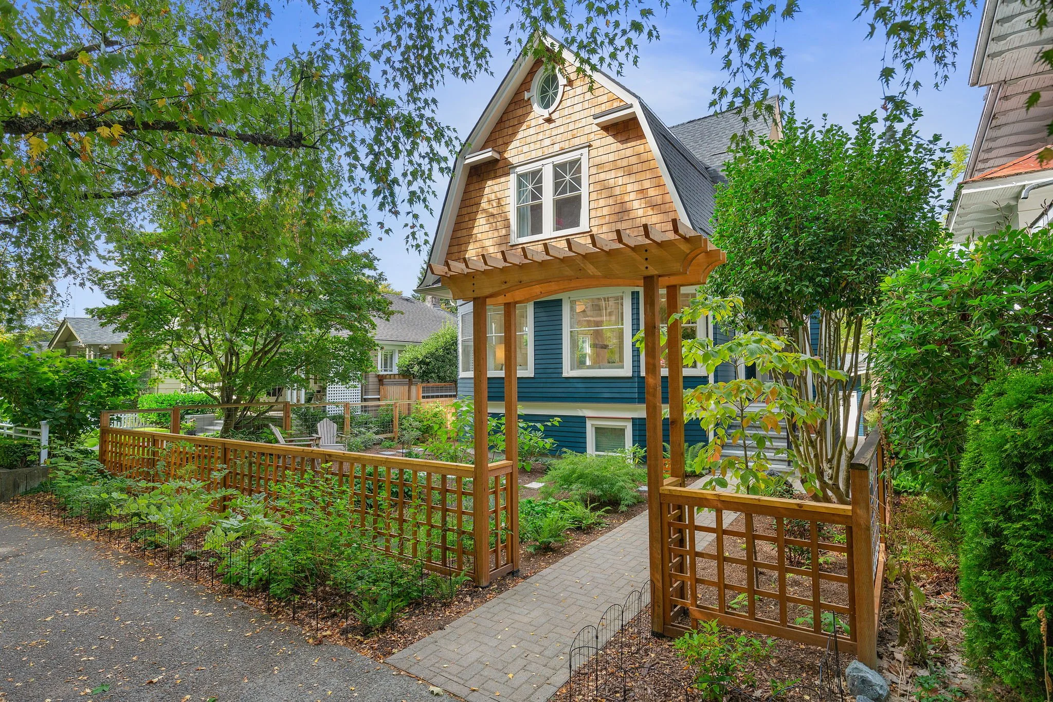 brightsky-747-seattle-renovation-front-4.jpg