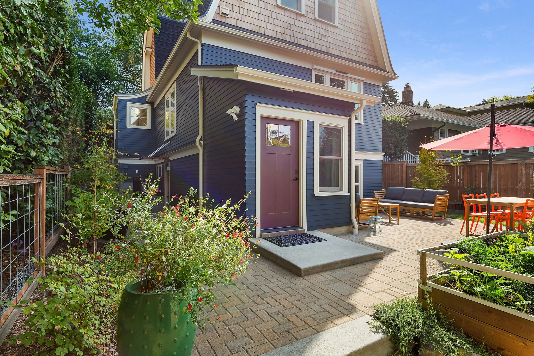 Brightsky-21st-exterior 16-low.jpg