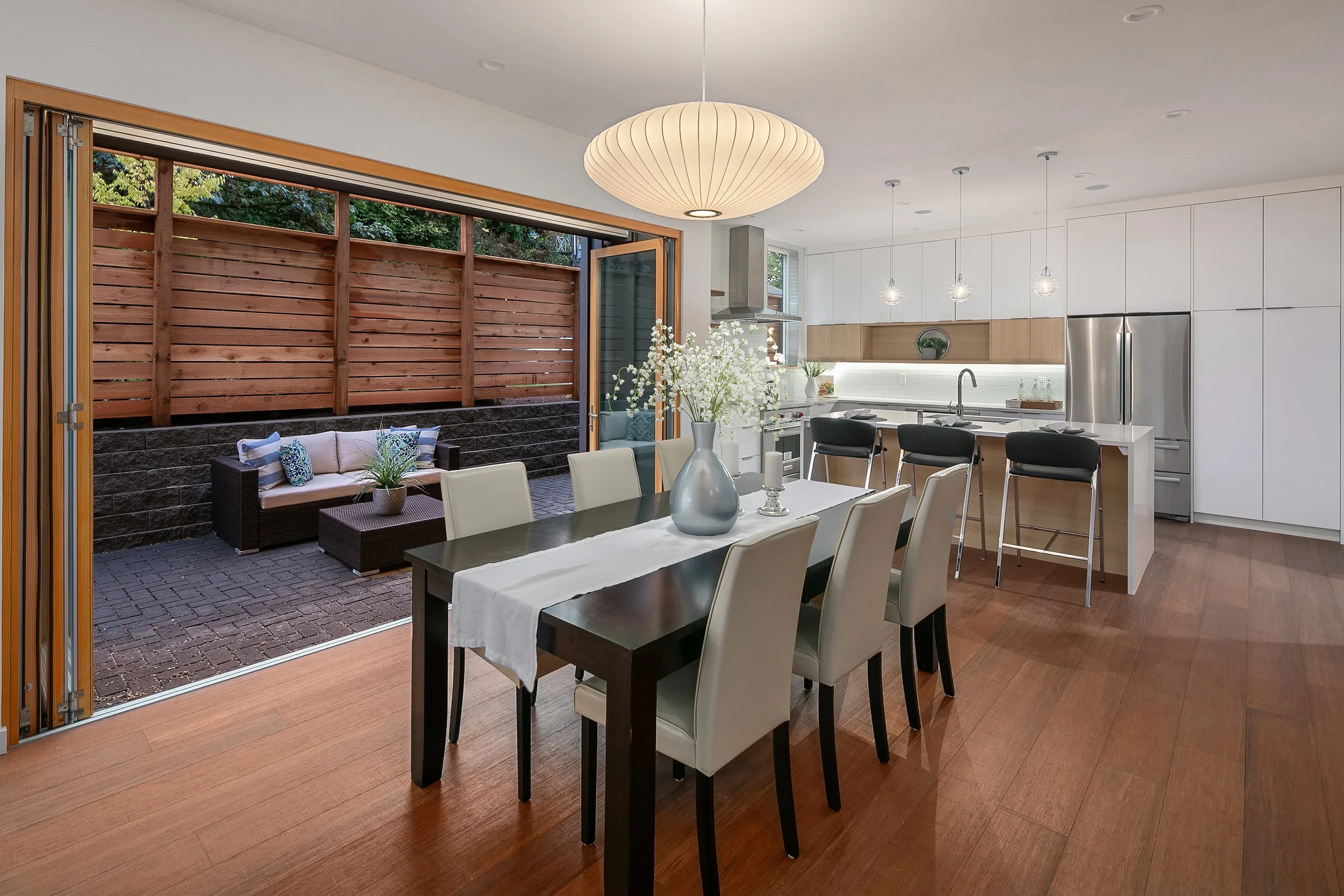brightsky-ward-seattle-residential-dining-6.jpg