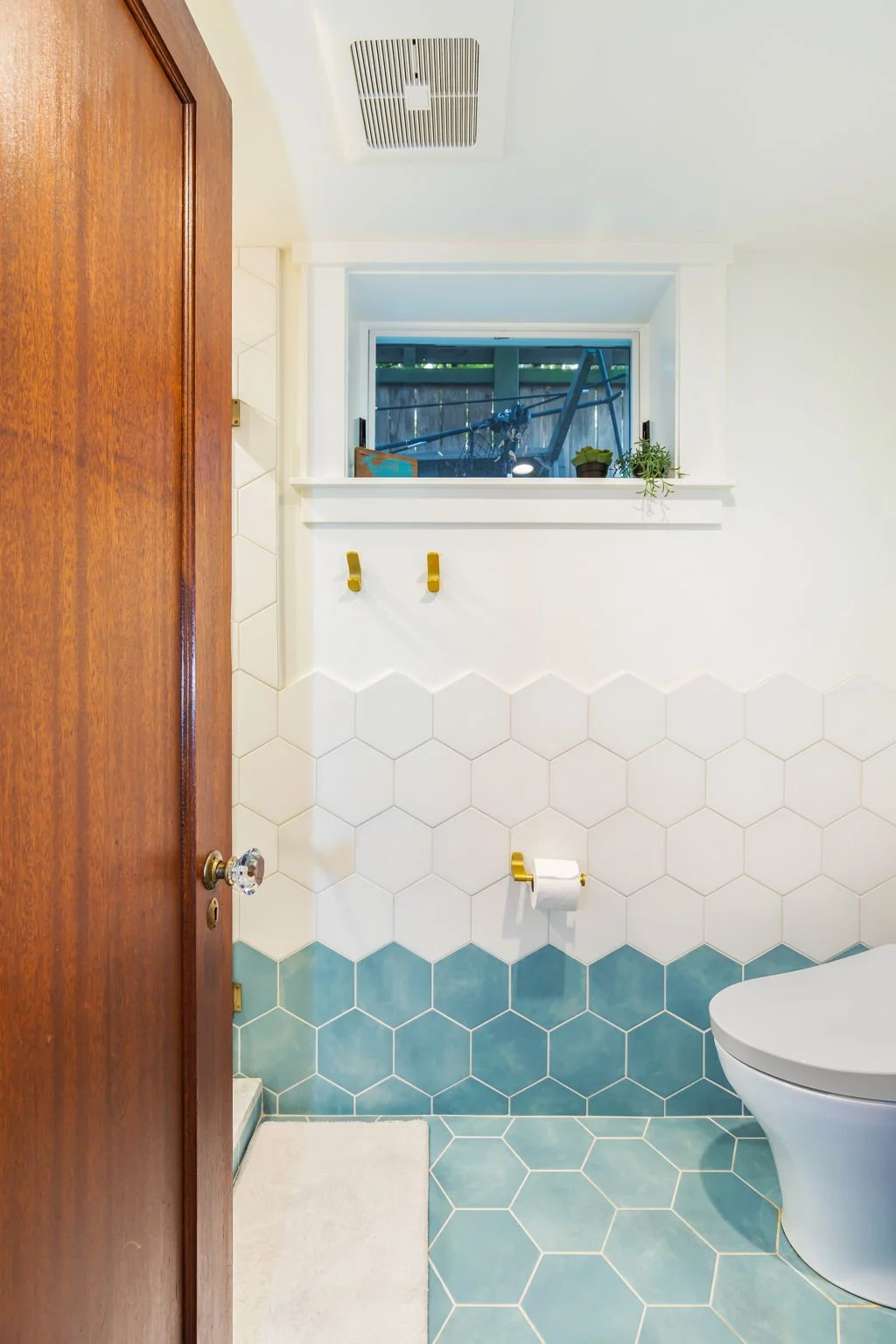 brightsky-1904-seattle-interior-remodel-bath-3.jpg