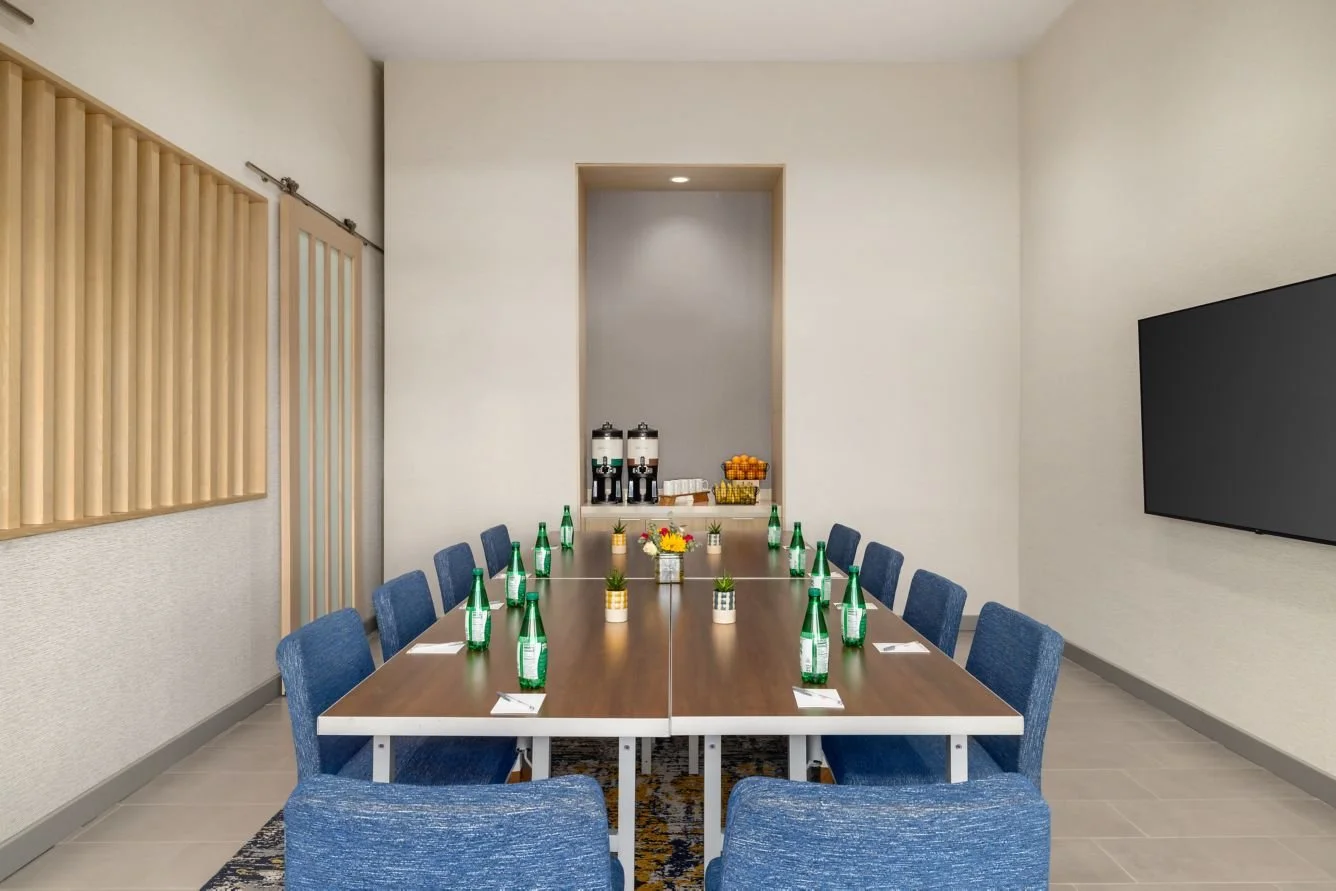 ts-btvwt-meeting-room-41457_Classic-Hor.jpg