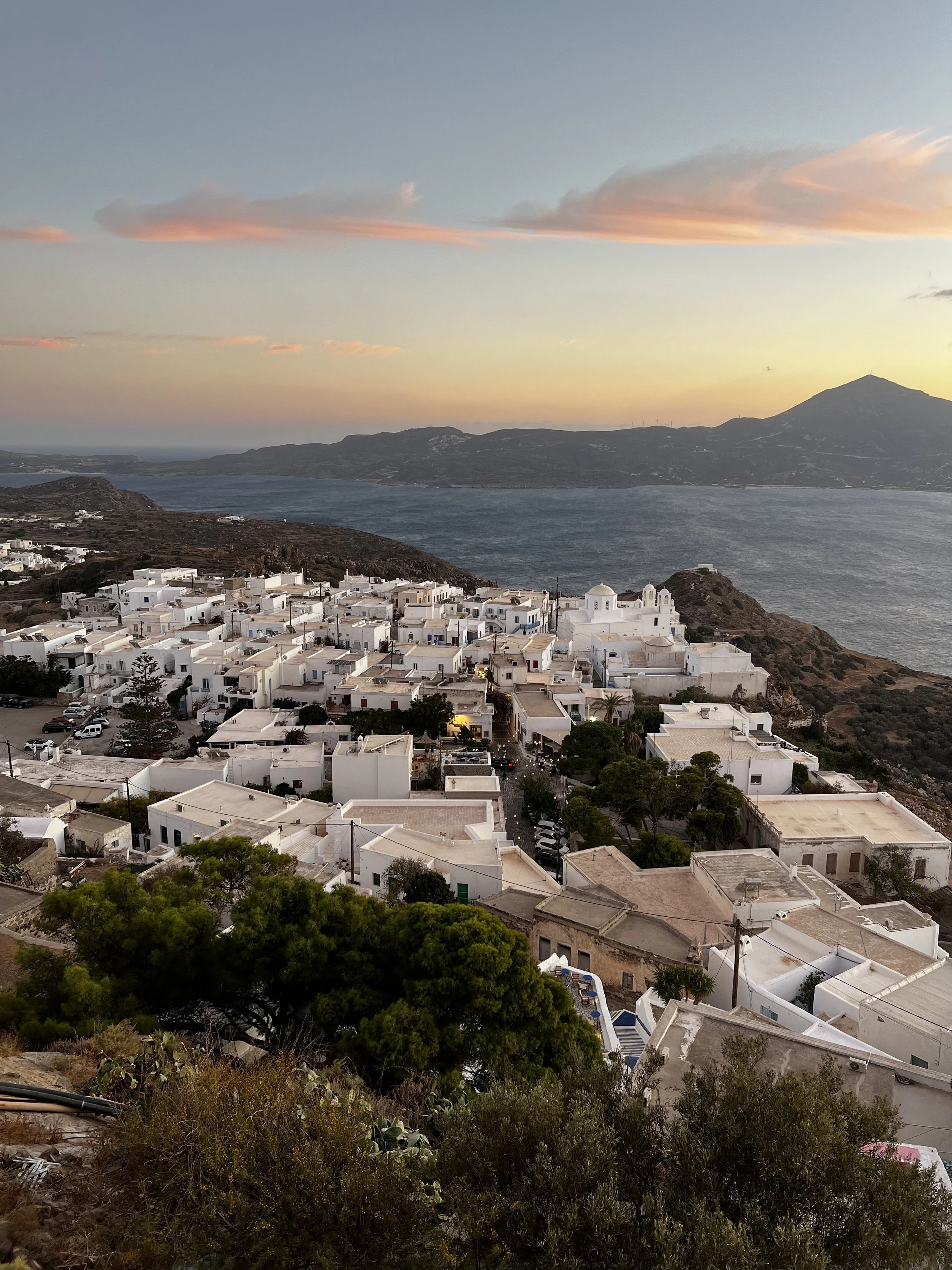 Milos Travel Guide: How Many Days You Need, Getting There, Renting a Car &amp; Boat Day Tips