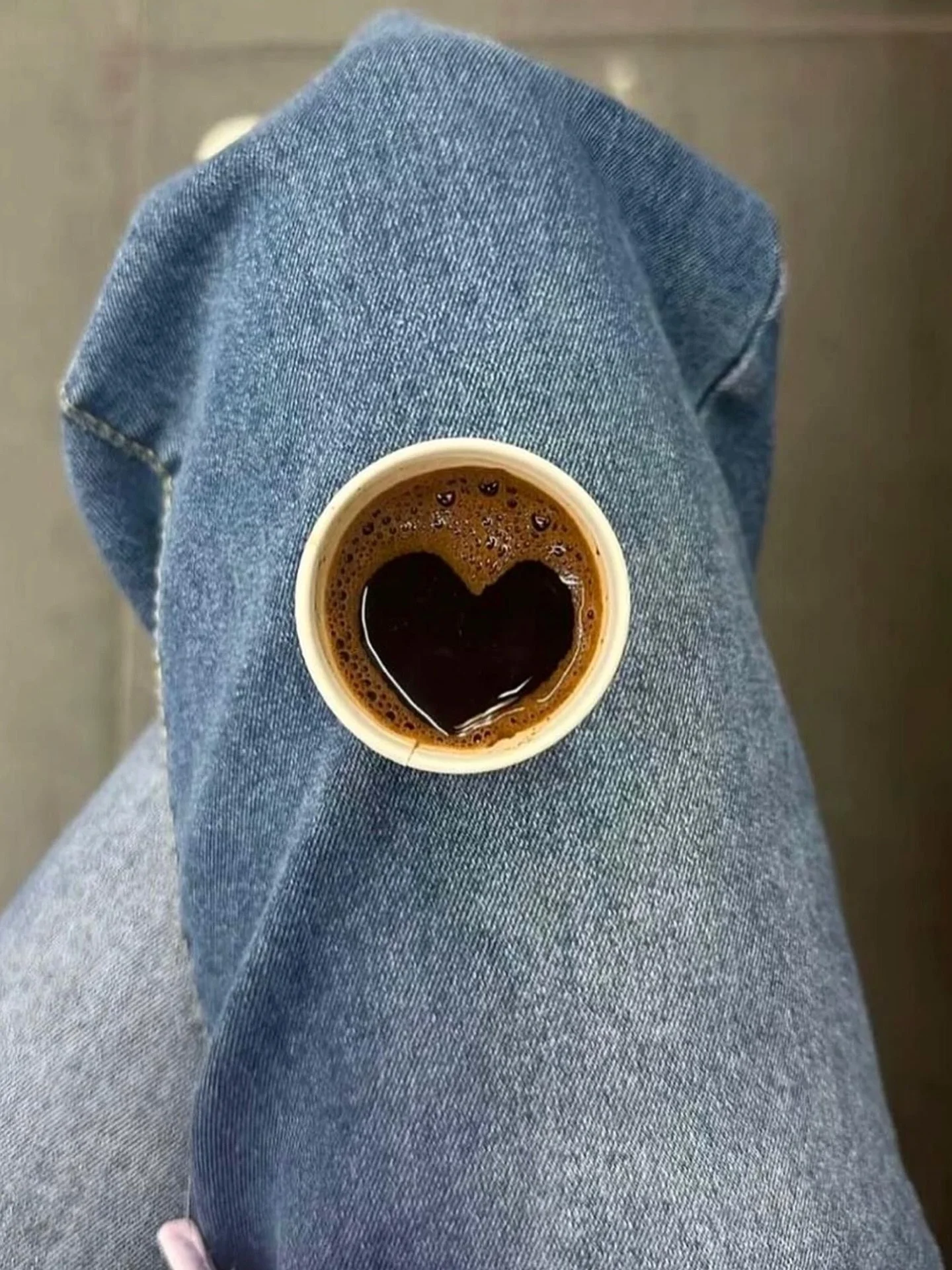 if your coffee is the only thing getting you through the day&hellip;please read this ☕🫶

feeling exhausted without your morning java isn&rsquo;t a caffeine problem - it&rsquo;s your body sending you a signal!

🚩 poor sleep 🚩 skipping meals 🚩 bloo