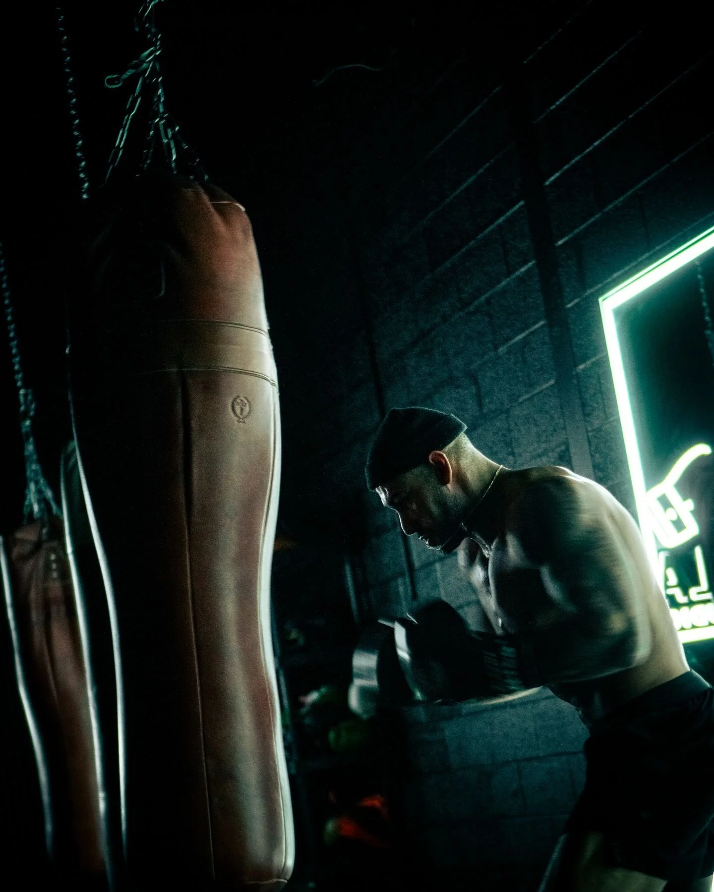 Behind the Scenes of a new MV we cooked up this past weekend! You guys are not gonna want to miss this premiere!

Huge thank you to @arod_rodriguezzz and @transformationlab_ for providing the location and talent. From conception to reality, this shoo