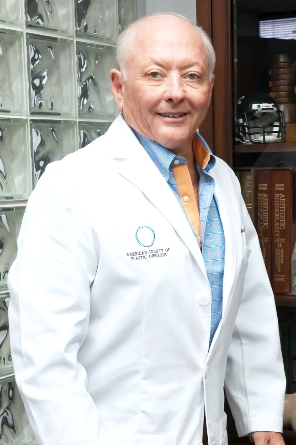 Med spa in Plano TX at MEDSPA 33 medical director Dr. Charles Wallac