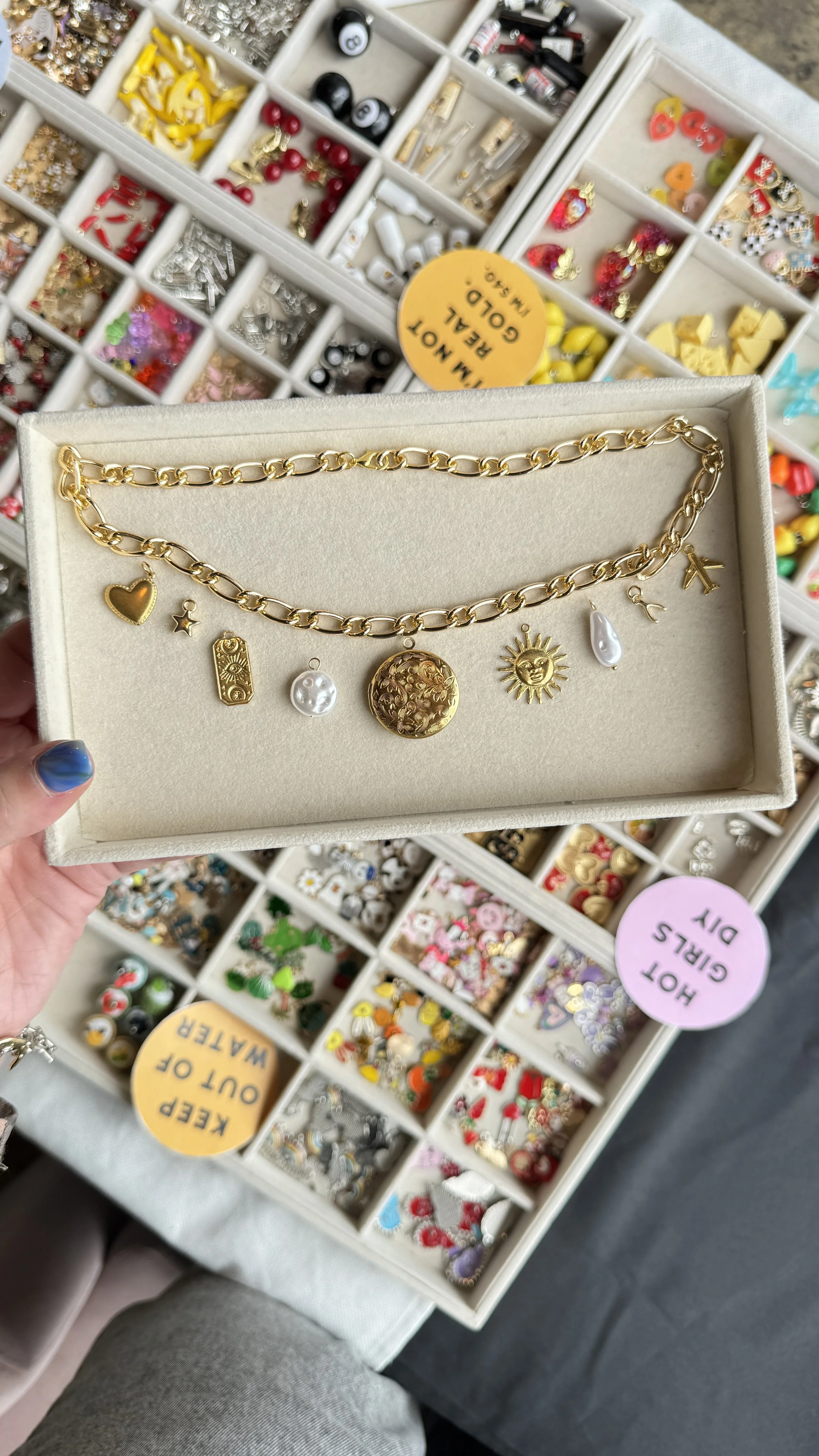 CharmBar Pop-up Event