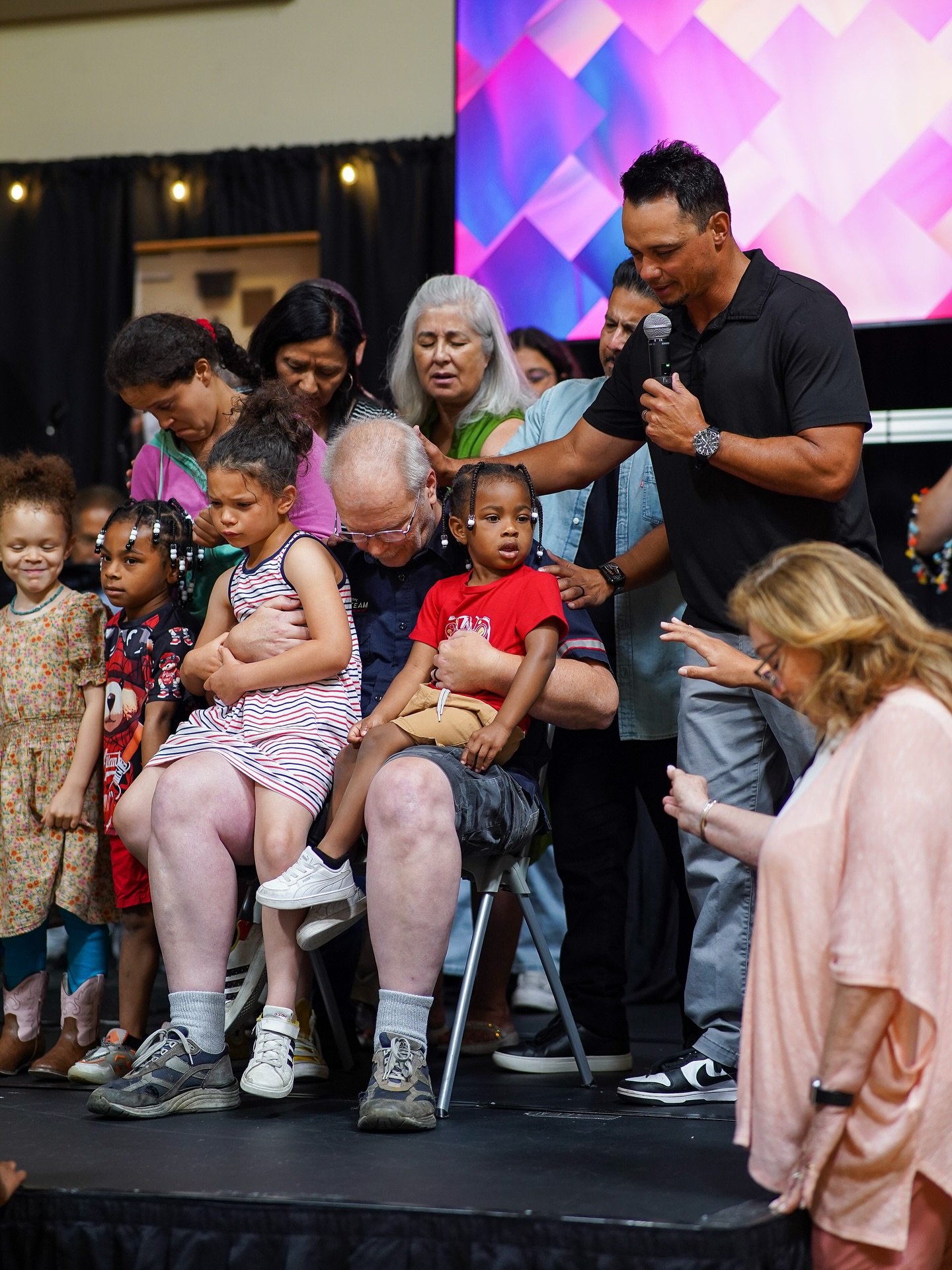 Yesterday was full of so much joy and celebration! 🎉 Pastor Hector brought a powerful word, we honored our amazing graduates, and shared meaningful moments together as a community. We&rsquo;re grateful for all God is doing in this season&mdash;and w