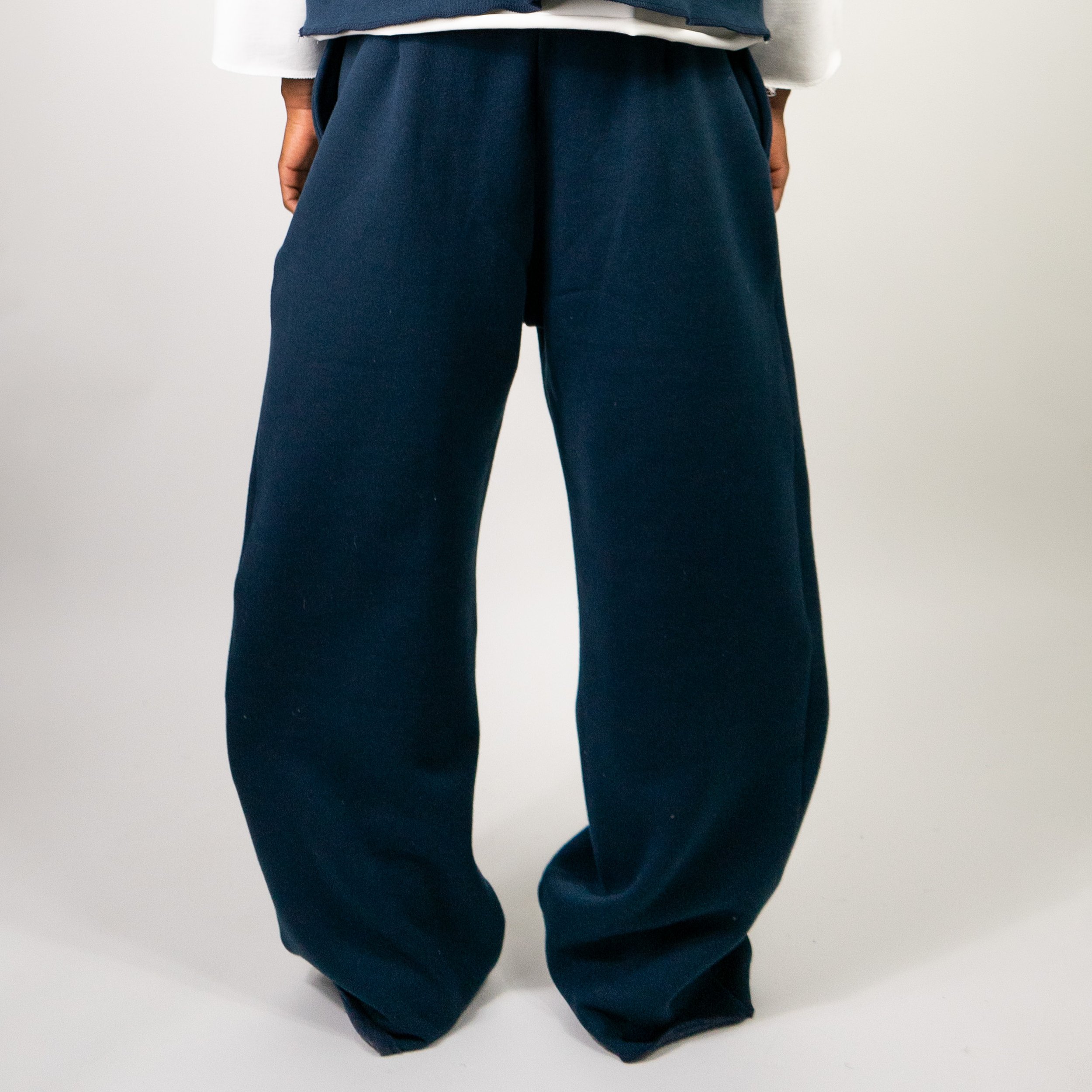 navy pants back.jpg