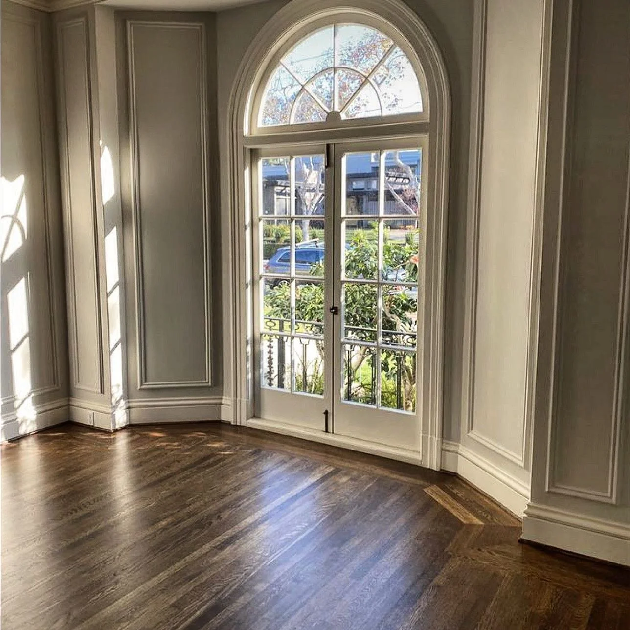 &bull; neutral shades and natural light &bull; 

.
.
.
#deblom #architecture #interni #home