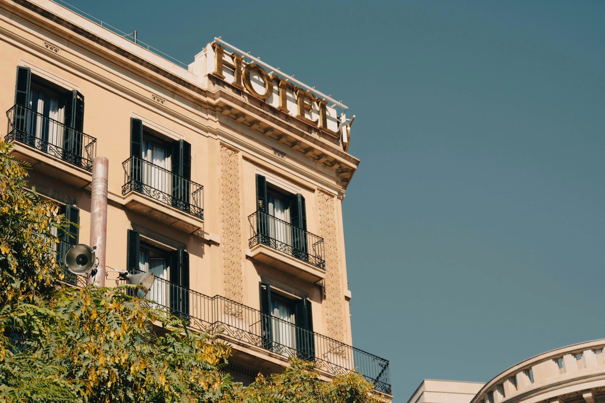 Otel fiyatına dahil olmayan vergiler