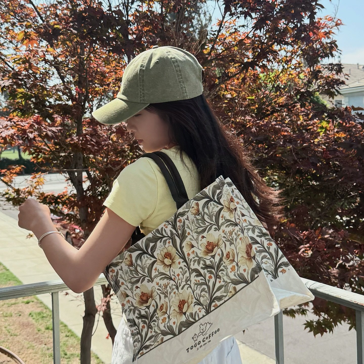 ☕️ More than just a bag - it&rsquo;s your vibe

Style meets sustainability 🌿

From minimalist mornings to artsy afternoons, find your perfect match ✨

Designed for life on the go
Coffee runs ☕️ Weekend markets 🛍️ Study sessions 📚

#ToGoCoffee #You