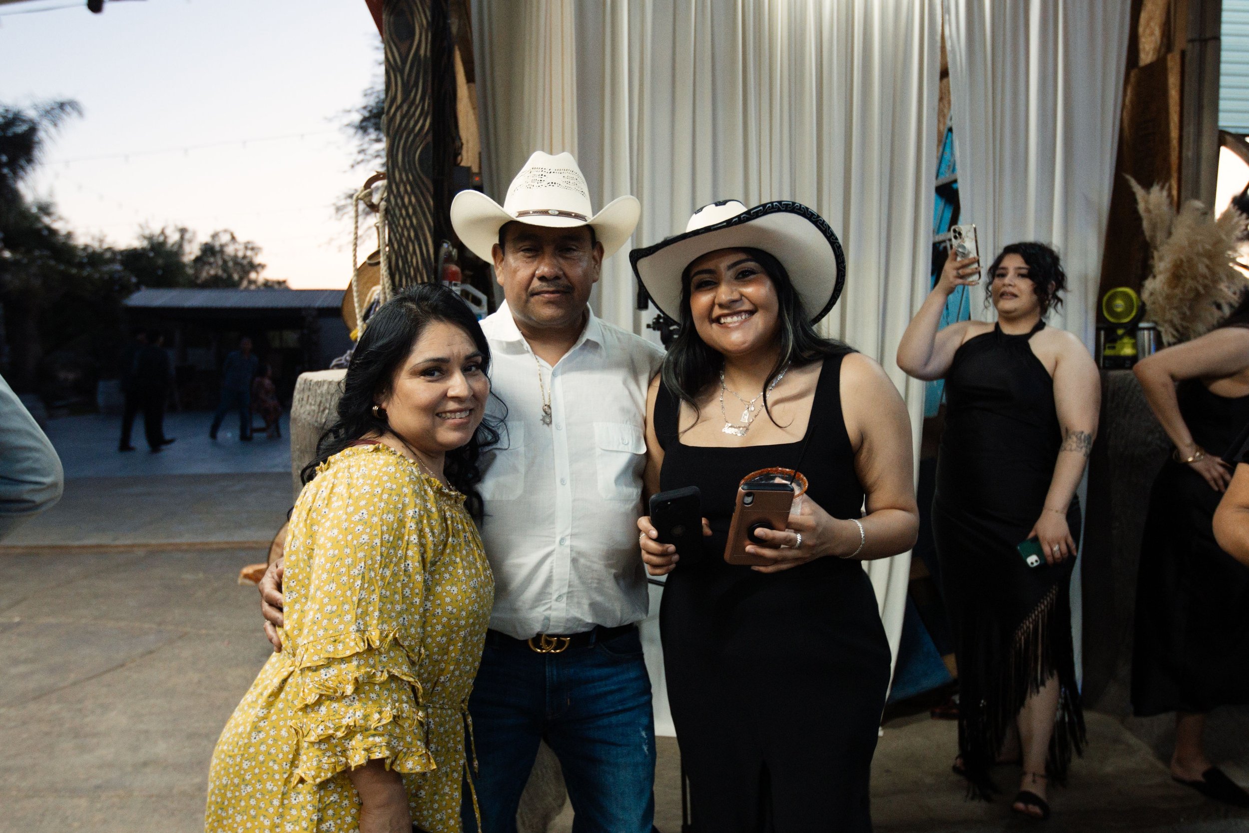 Alex&Lili(154of165).jpg