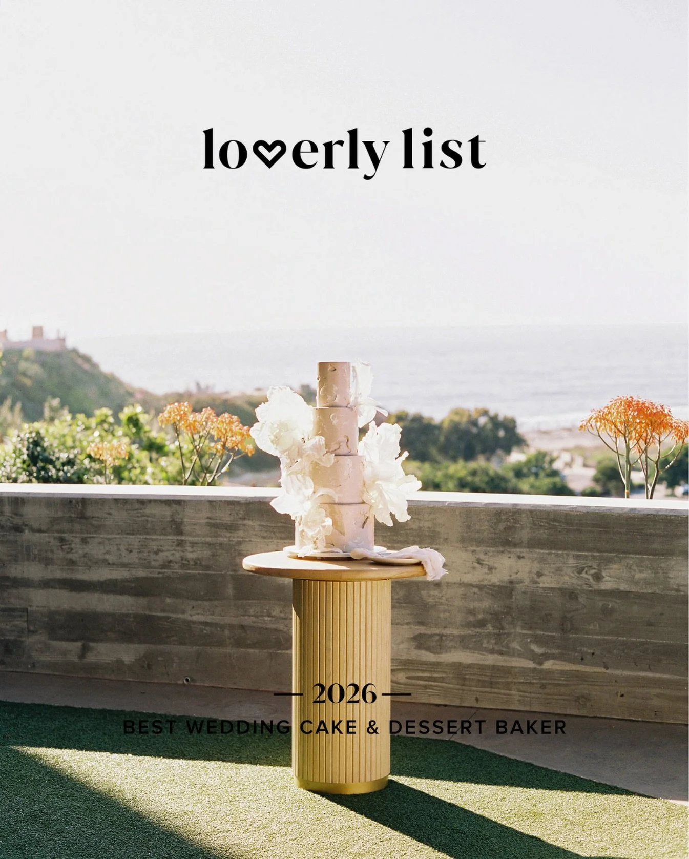 Named on @loverly &lsquo;s list for best wedding cake maker. Thank you for this honor! 🤎

Photo by @paulineconwayphoto