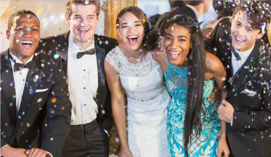 Why Photo Booths Are a Must-Have for School Dances