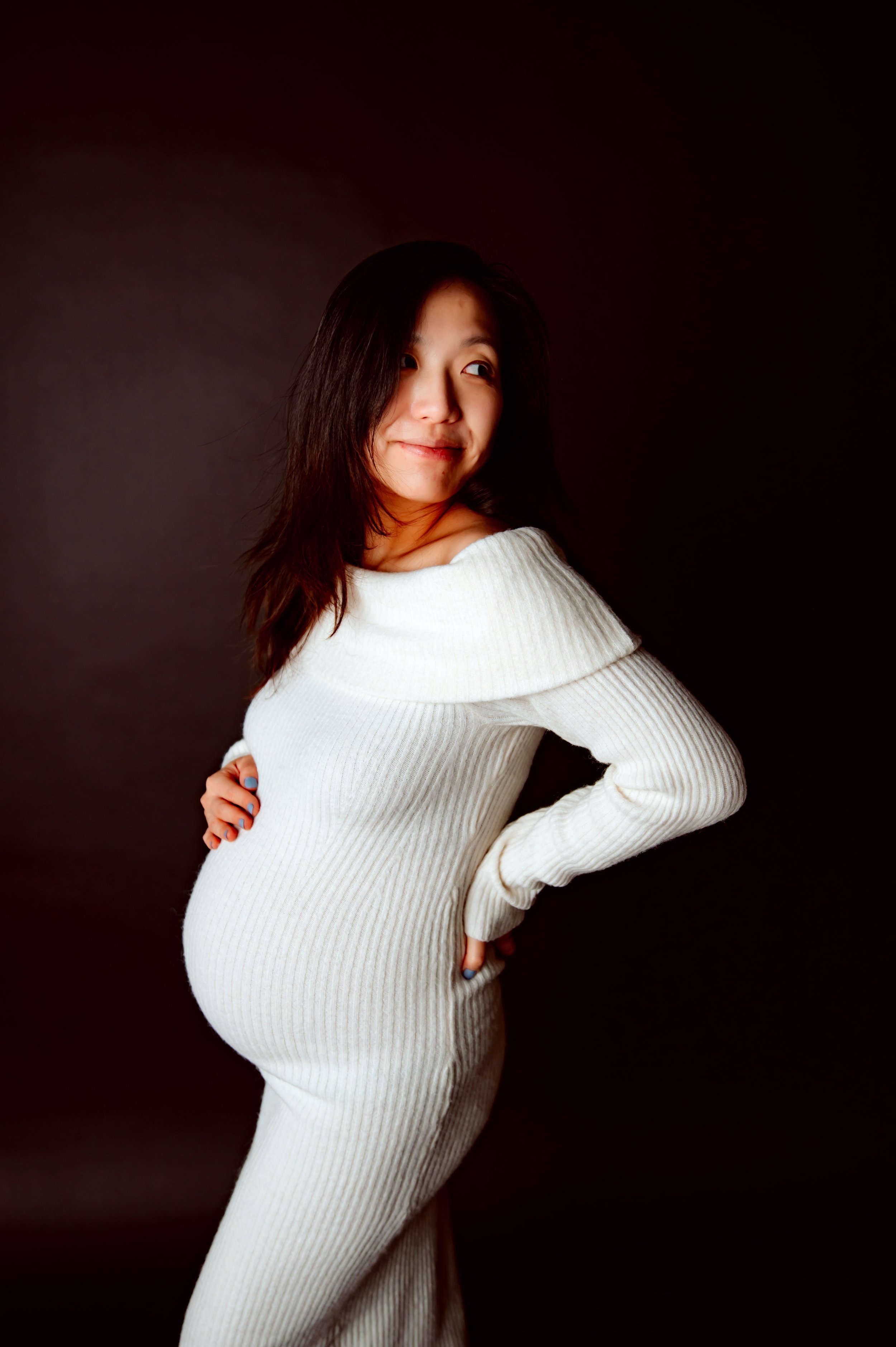 maternity session in syracuse studio.jpg