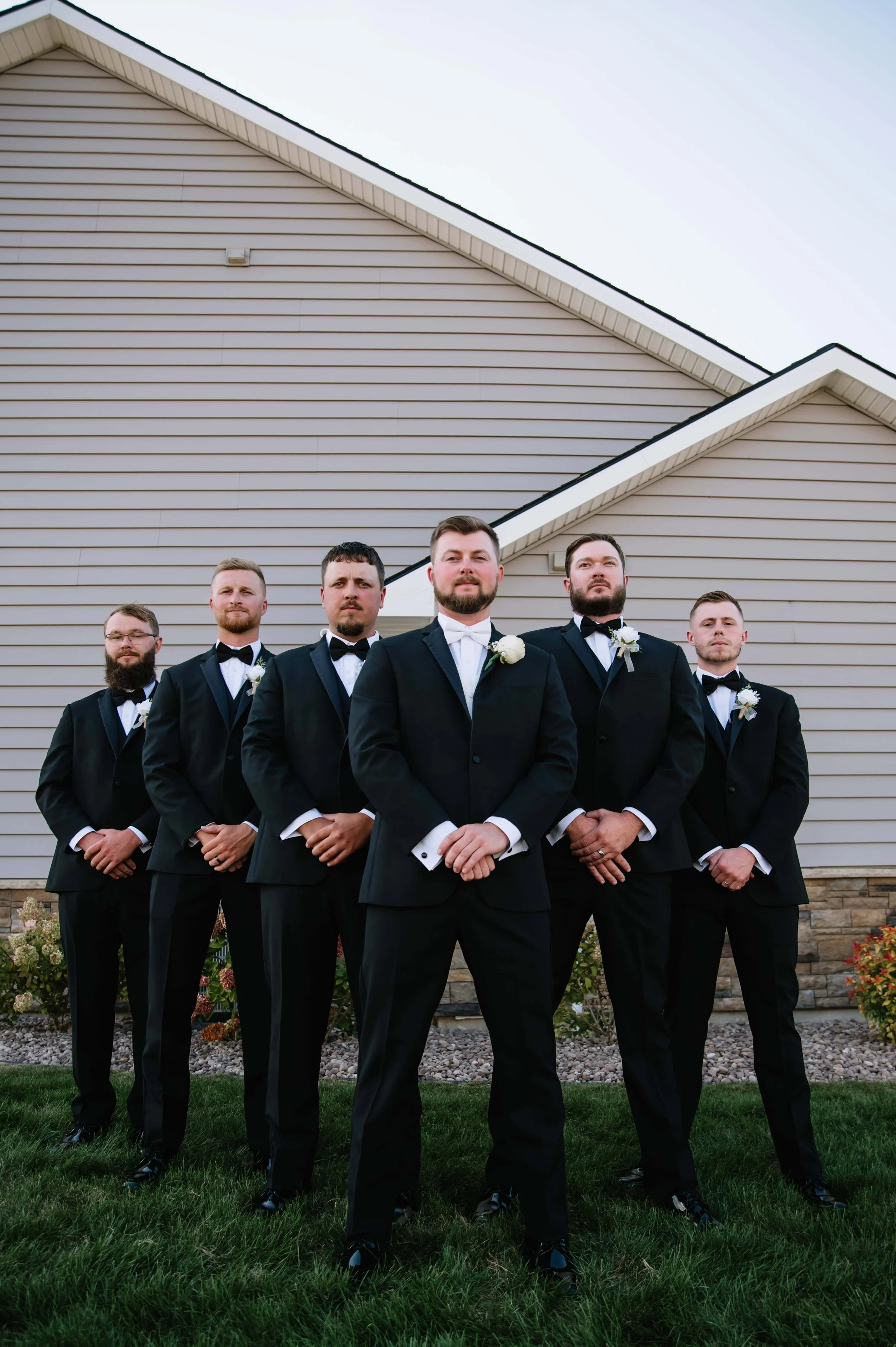groomsmen photos.jpg