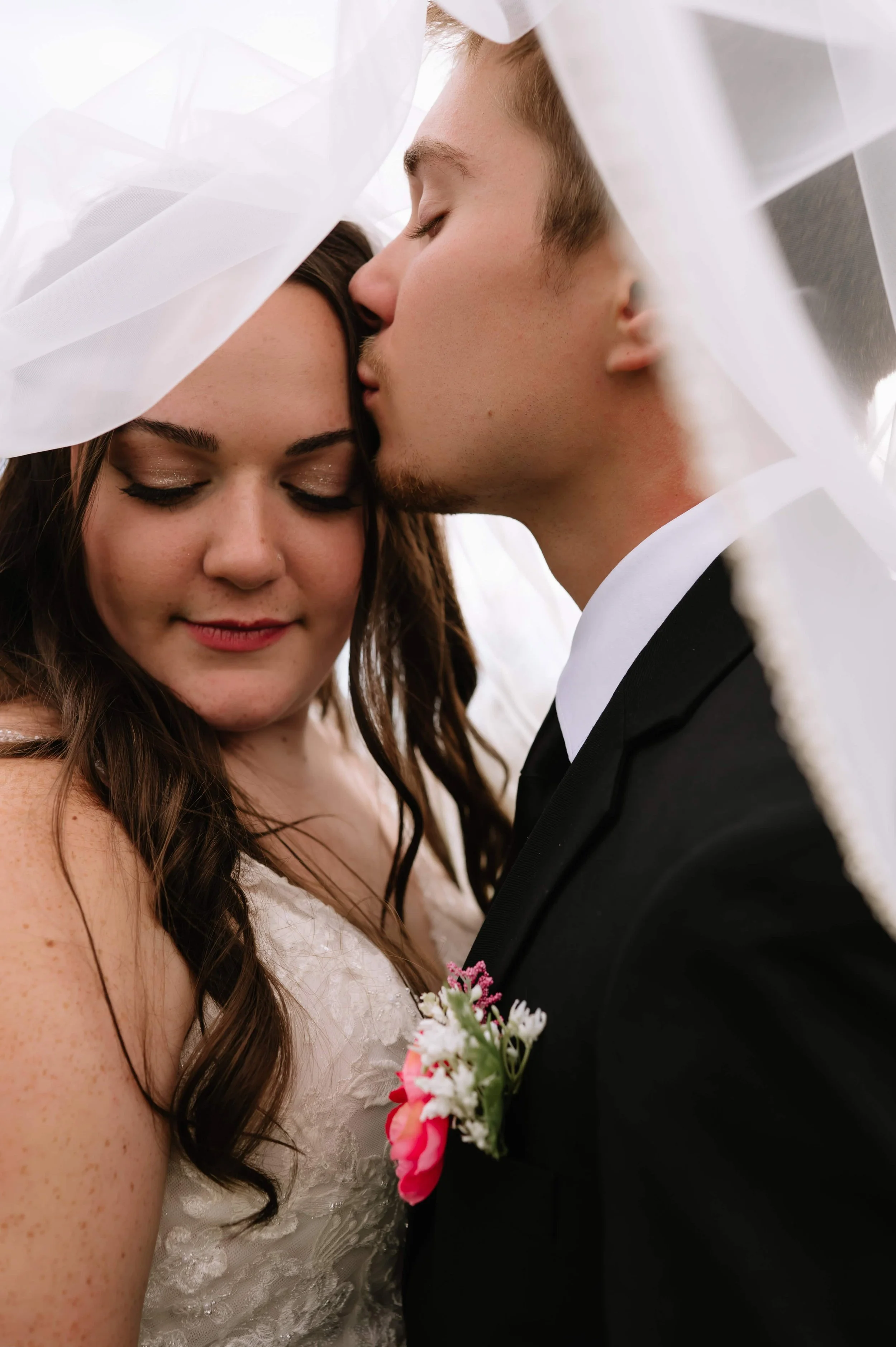 wedding couple pictures.jpg