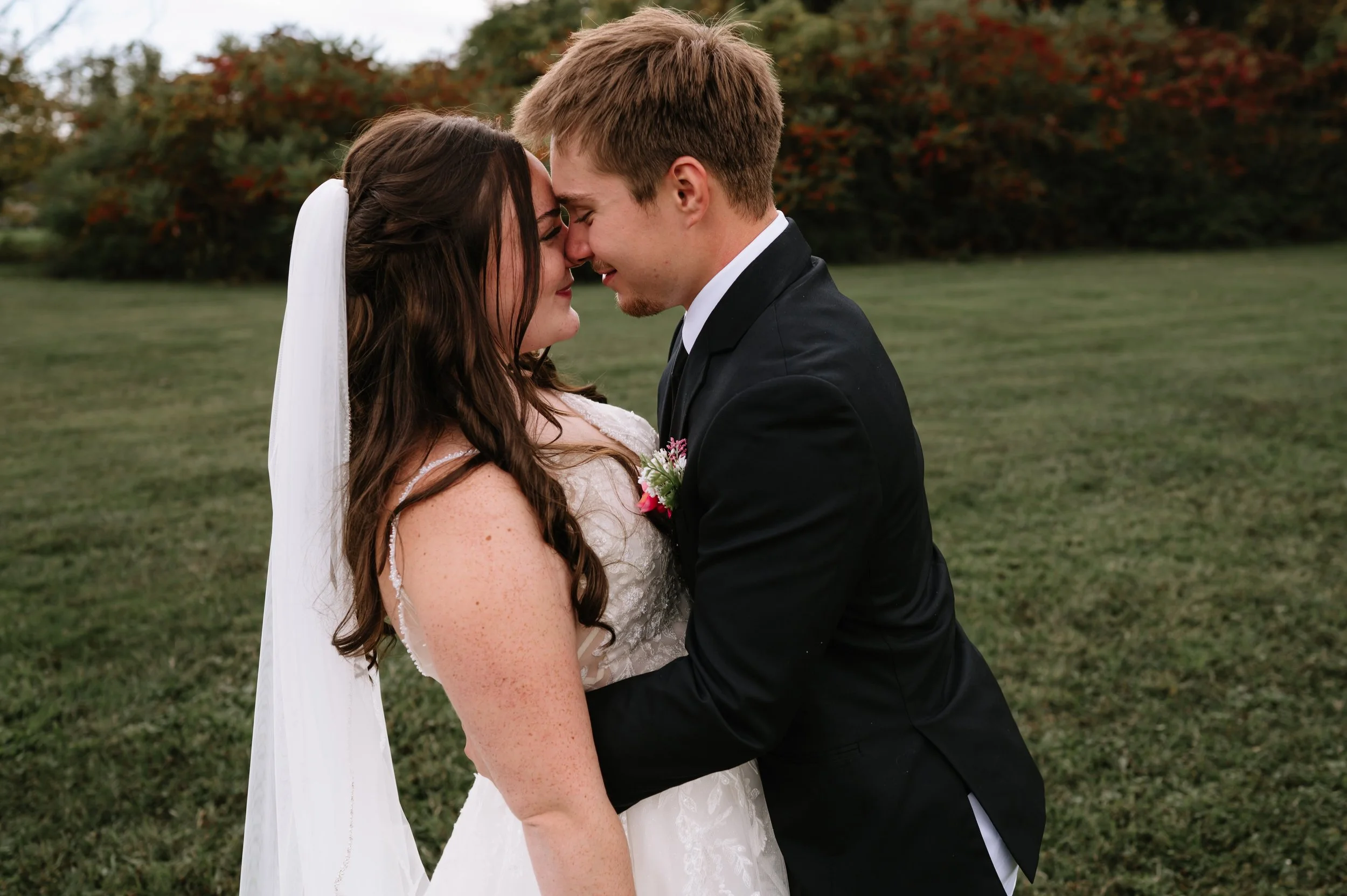 couple wedding photos.jpg