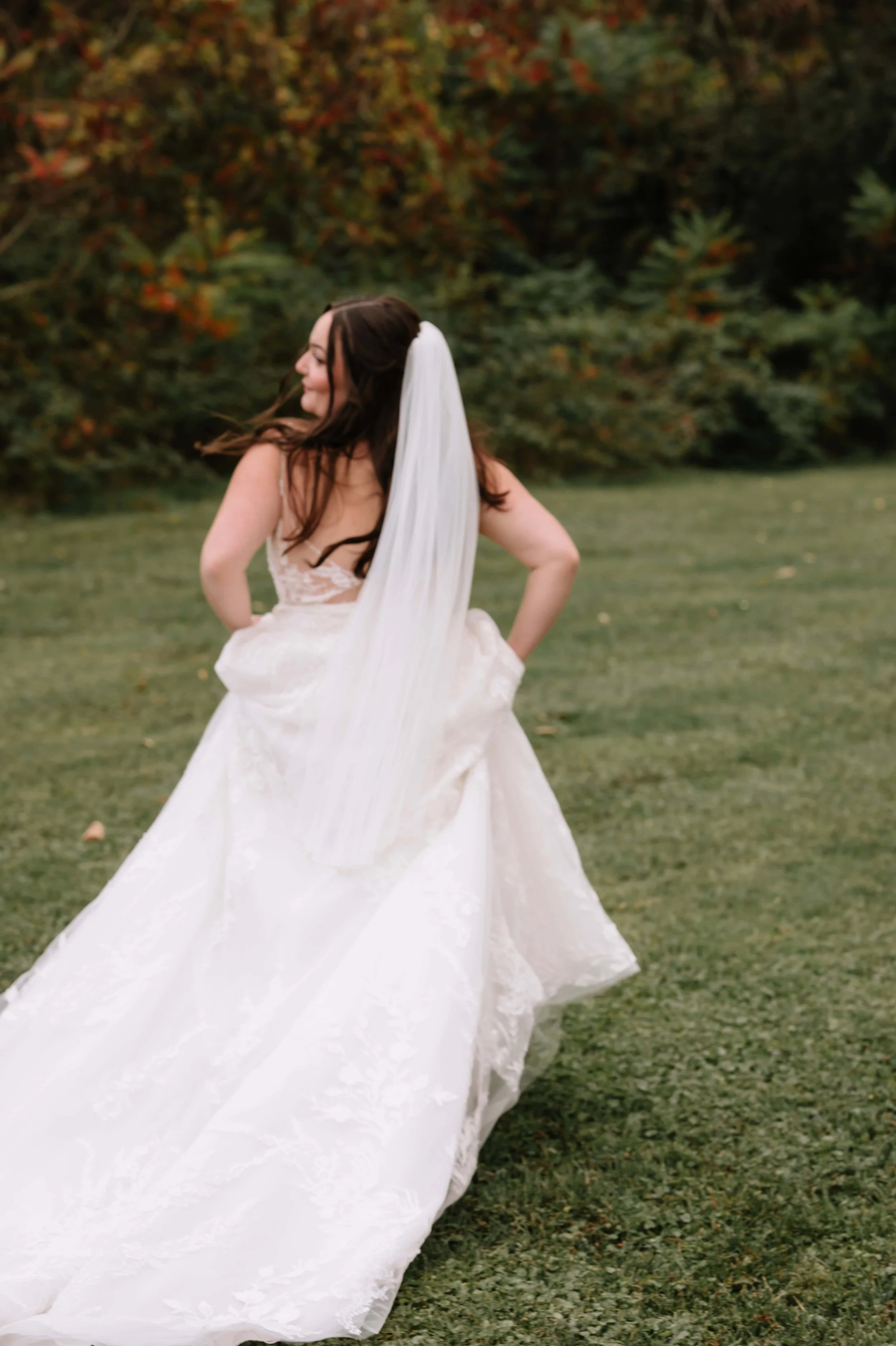 bride candid photo.jpg