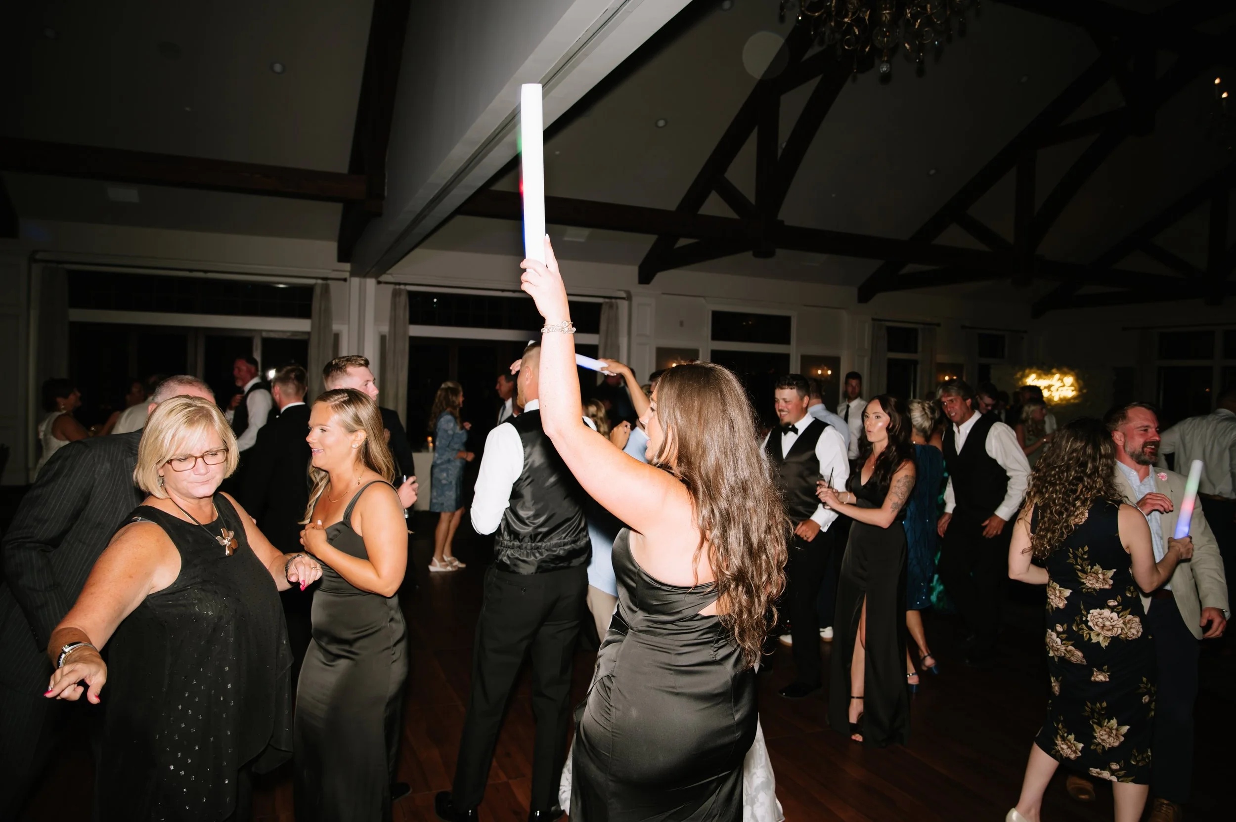 reception dance floor .jpg