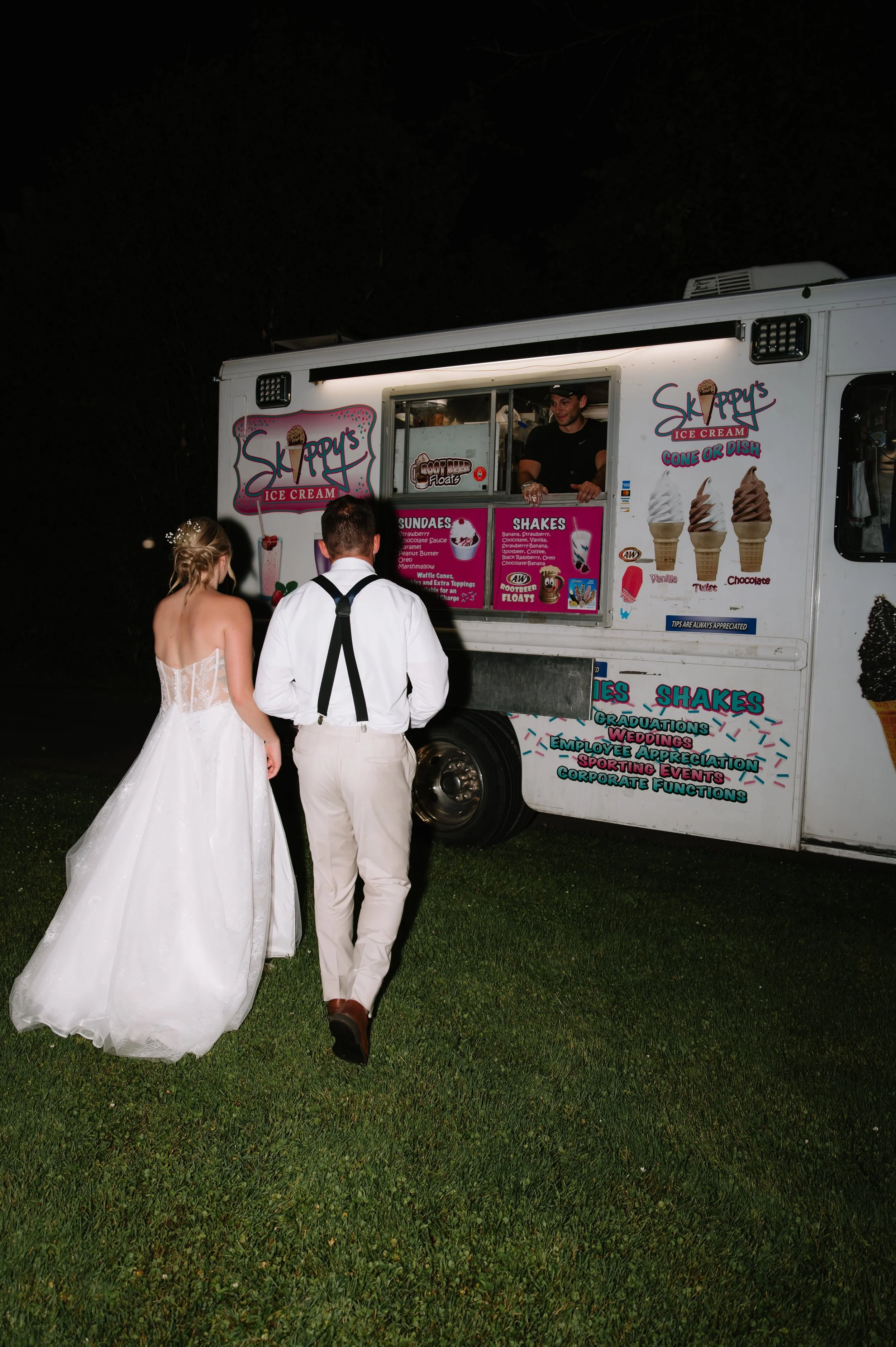 skippys ice cream at reception.jpg