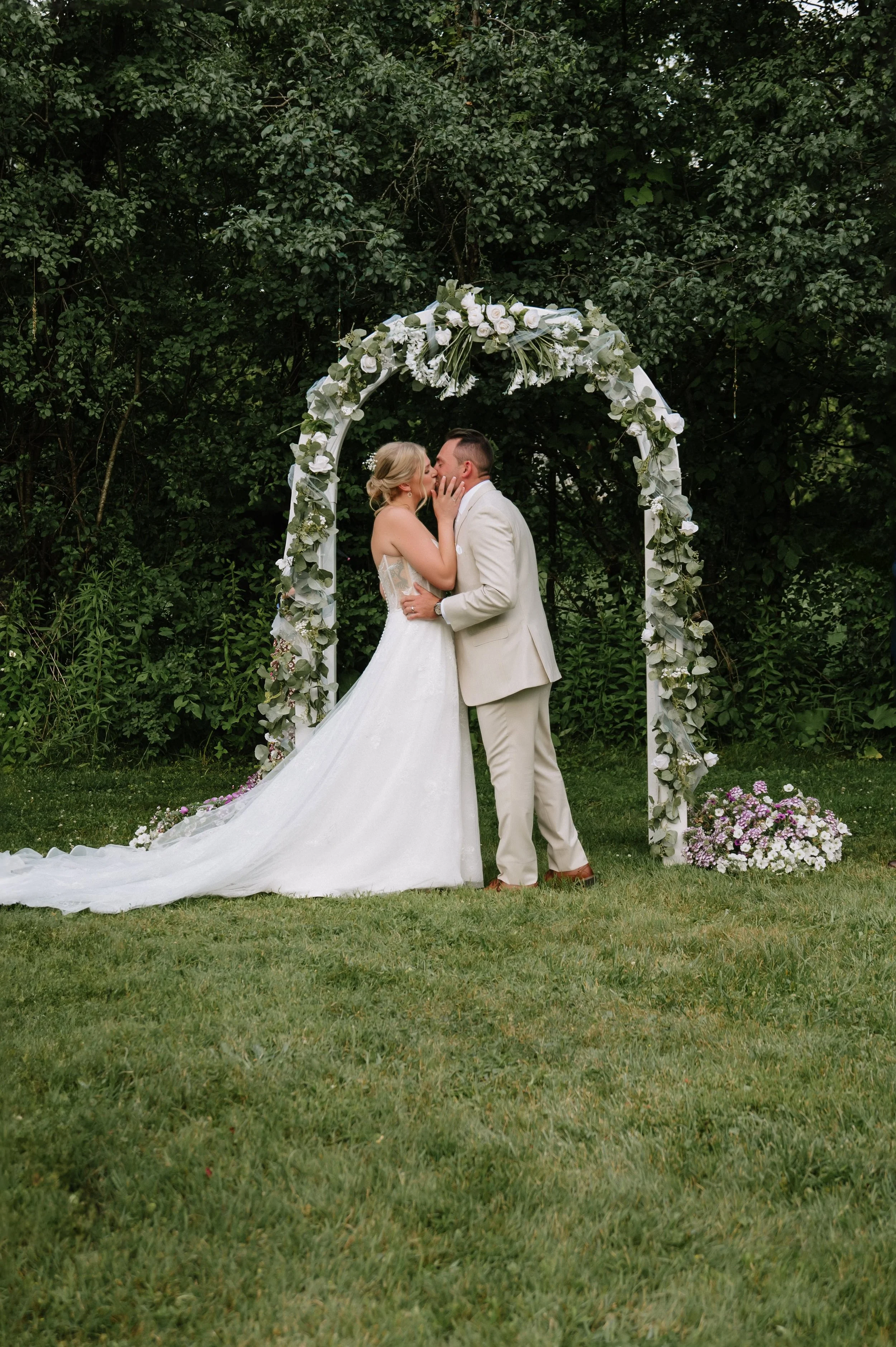 bride and groom first kiss.jpg