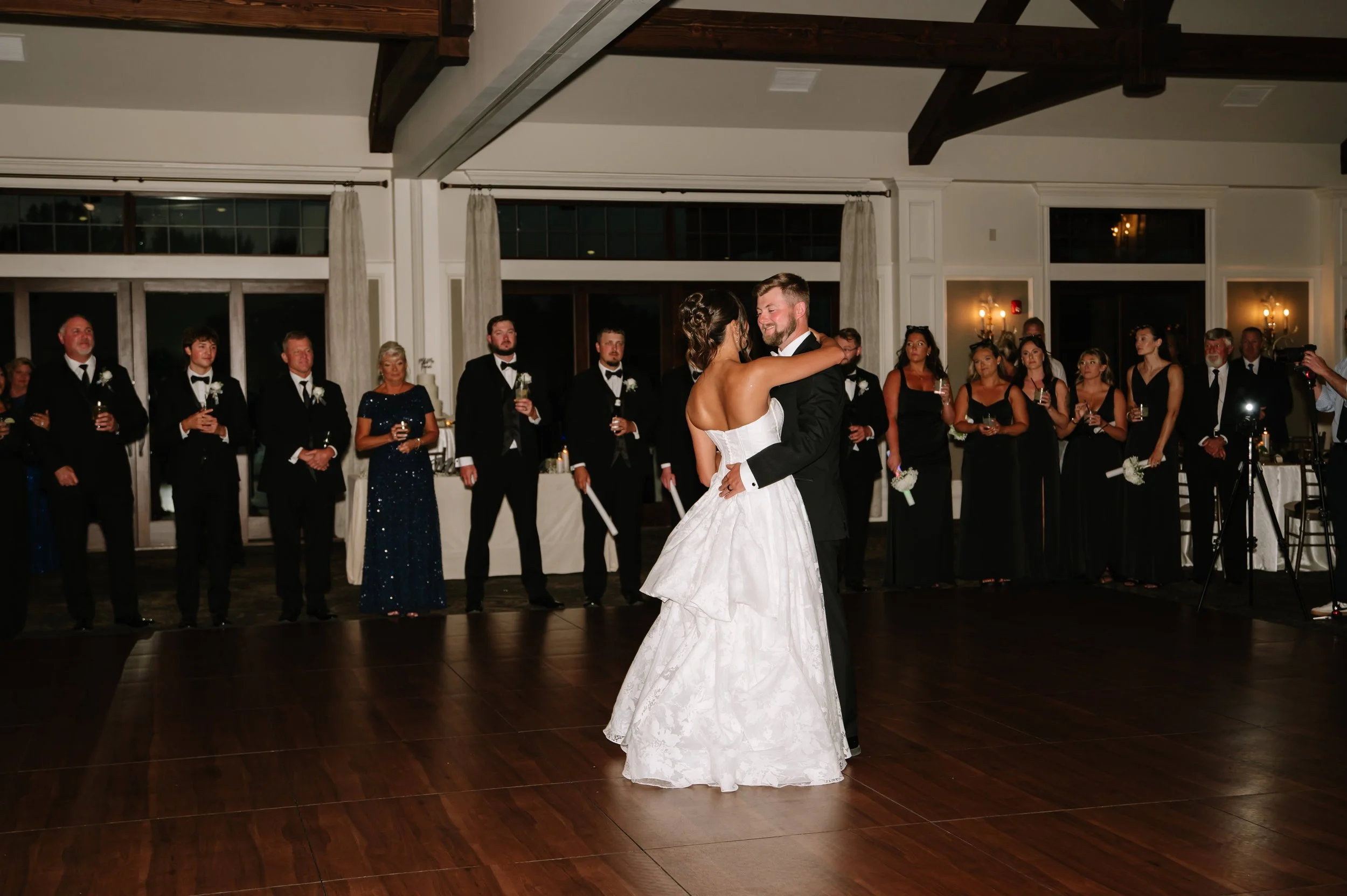 bride and groom first dance.jpg