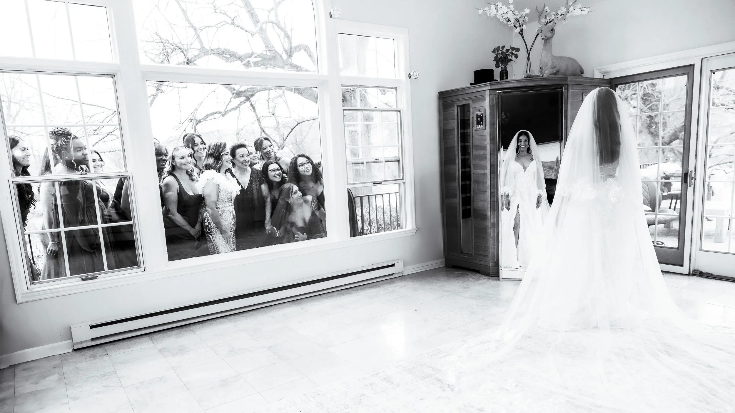 The Muse: Framing the Bride as a Piece of Fine Art