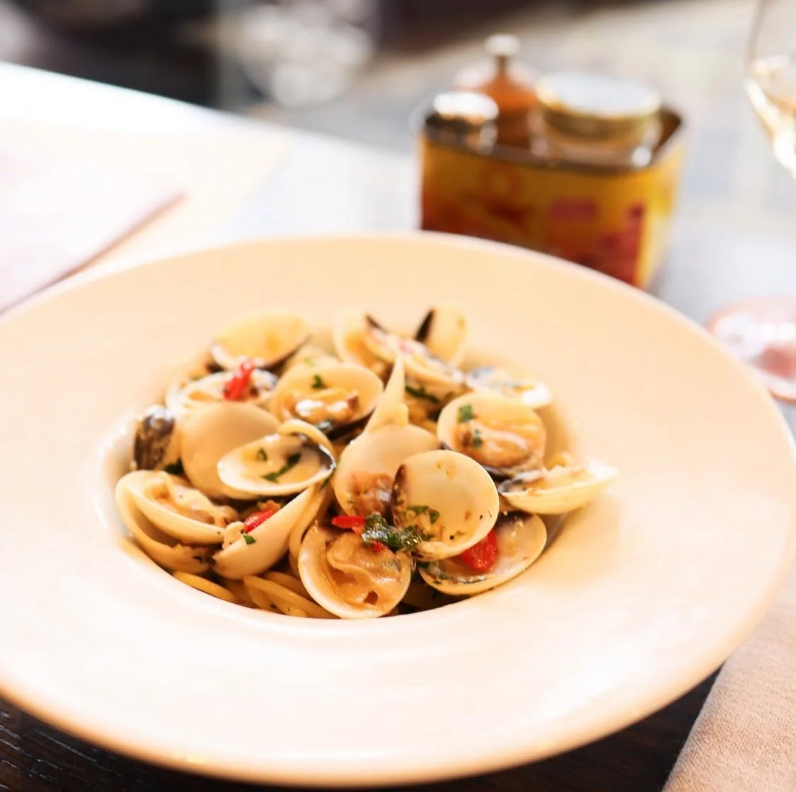 Wednesday Vongole Night