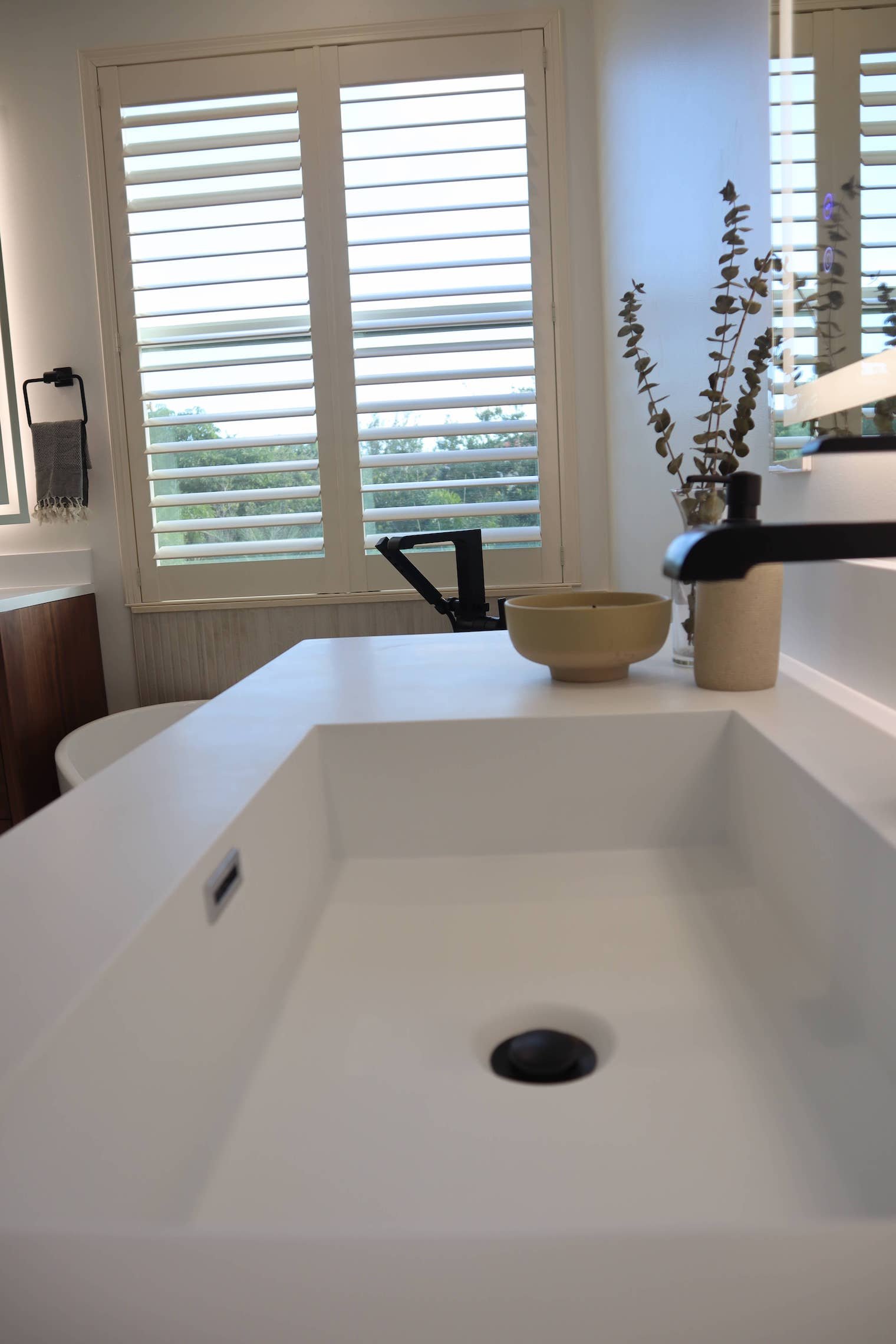 modern-bathroom-sink.JPG