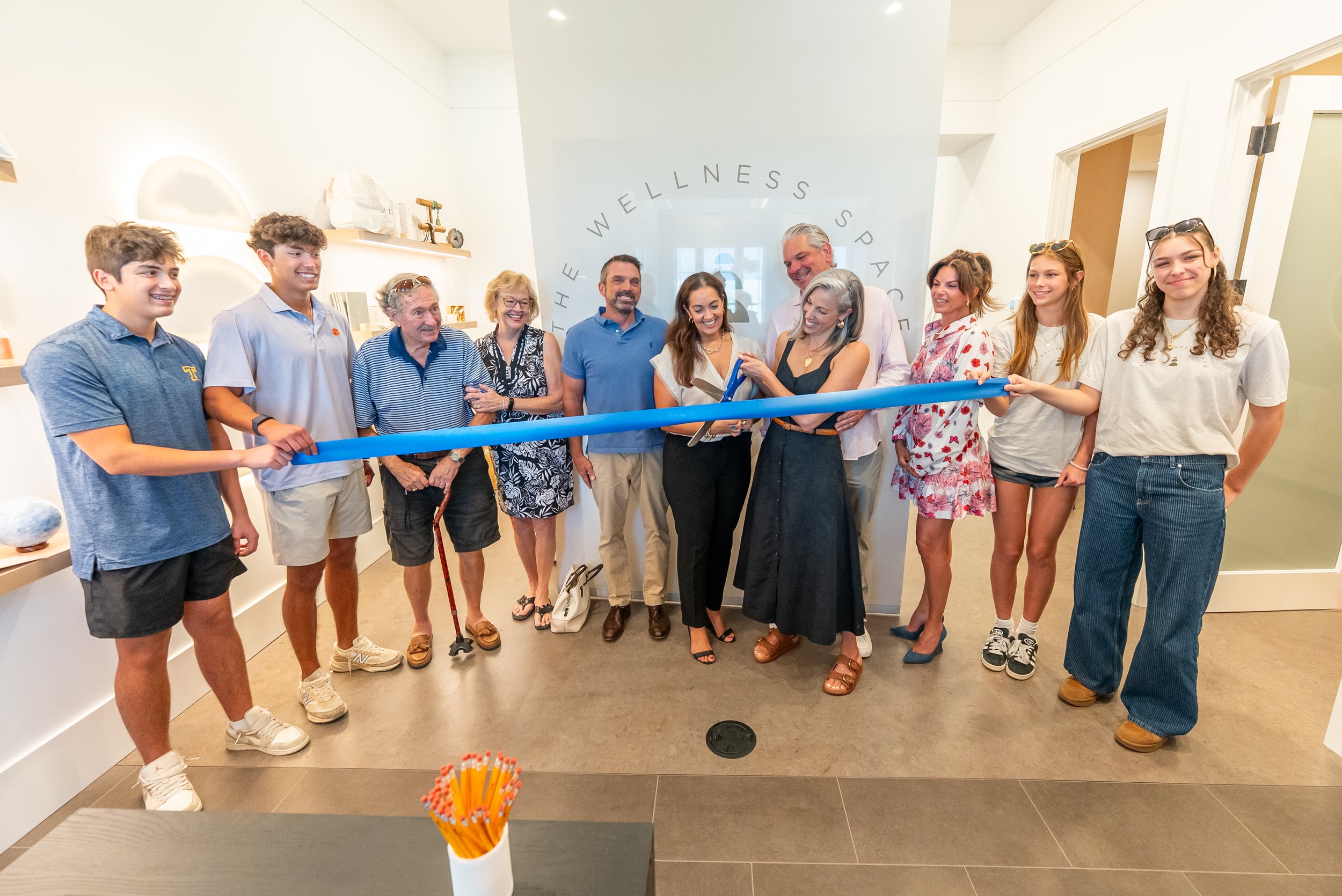 wellness space ribbon cutting waterside 51425-13.jpg