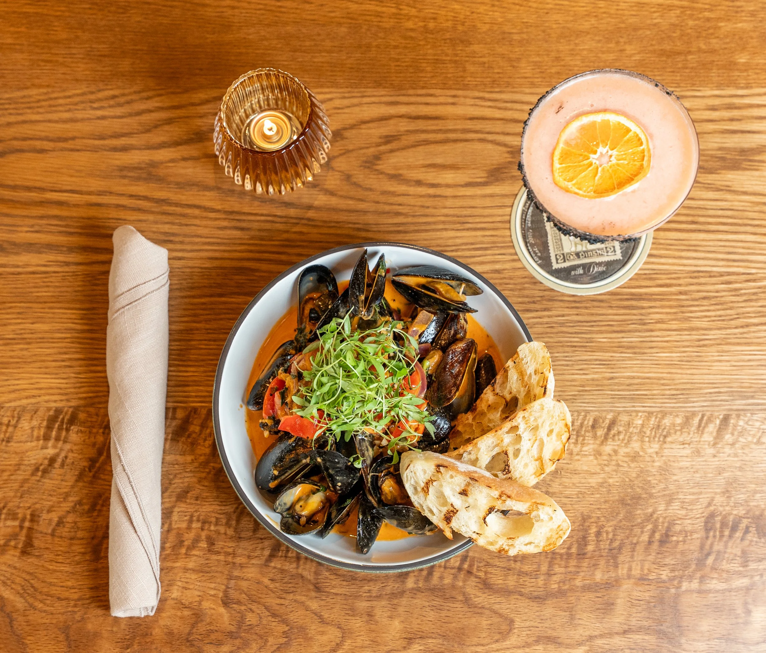 crimson toast cocktail and coconut curry mussels 6.jpg