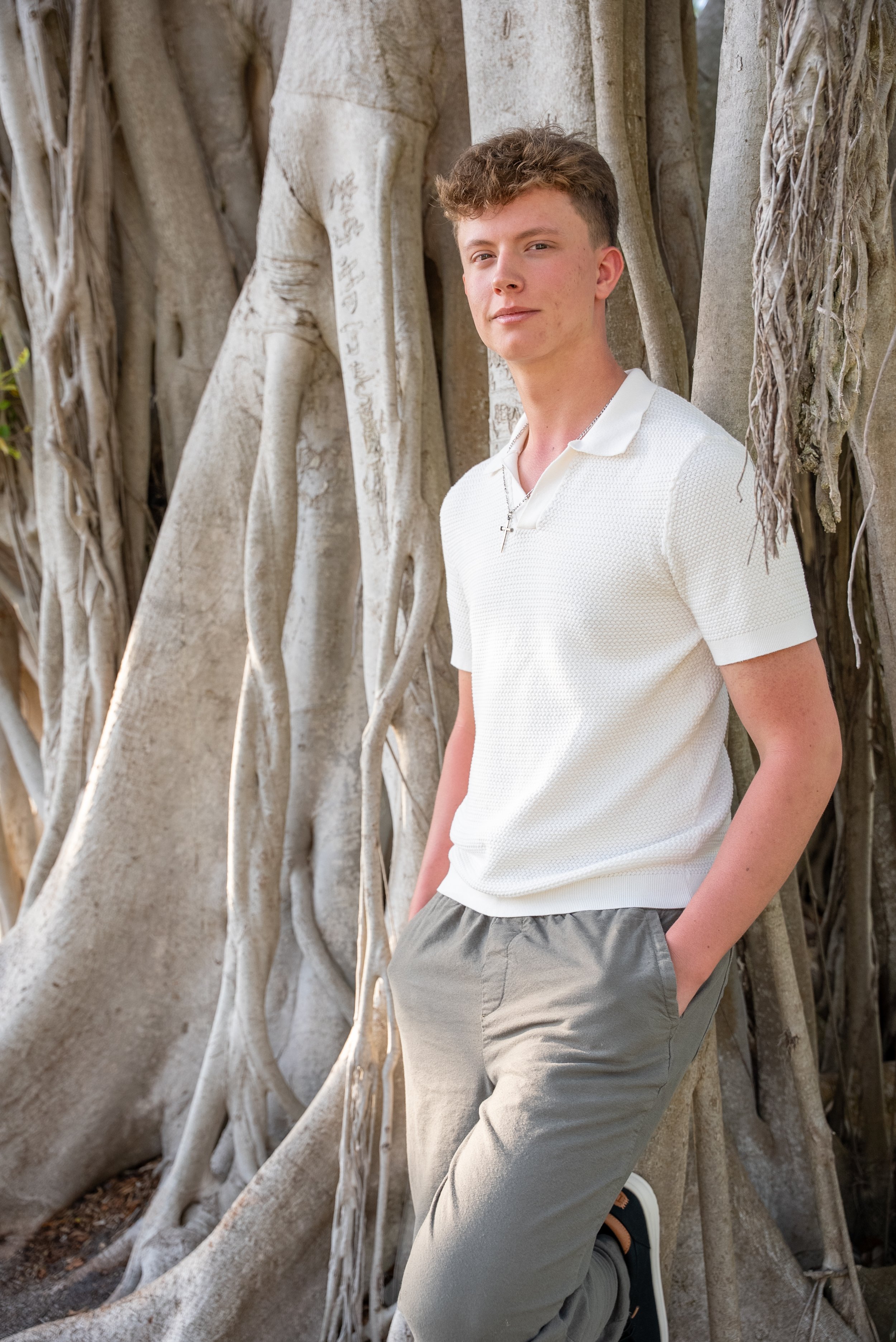 Ellis Rae Senior Photos 41925-43.jpg