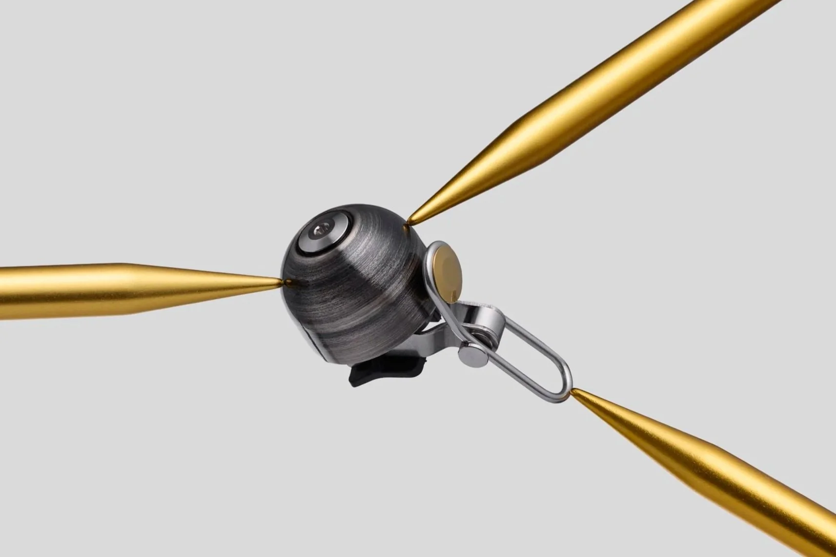 gold three points.jpg