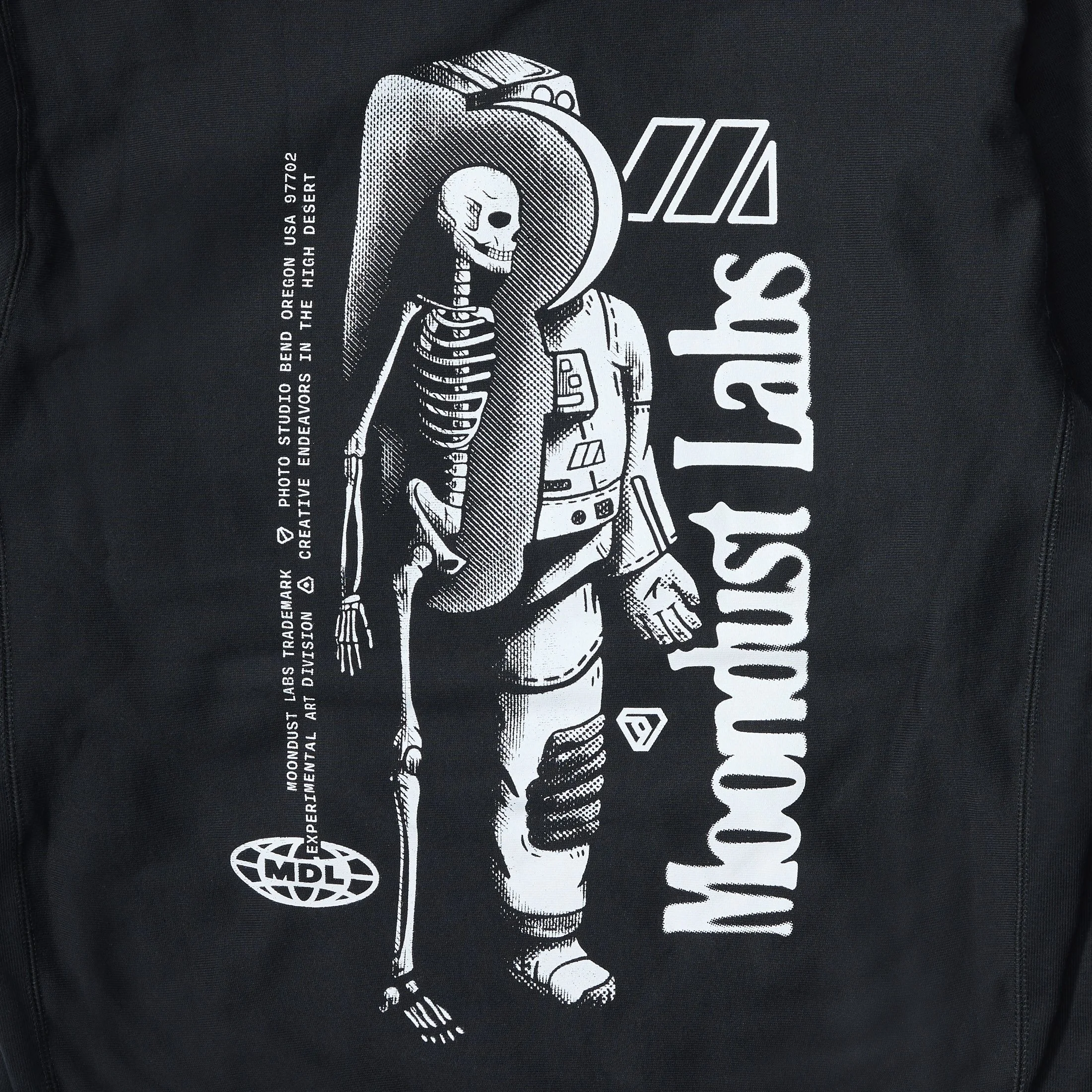 skellynaut-hoodie-v2-183.jpg