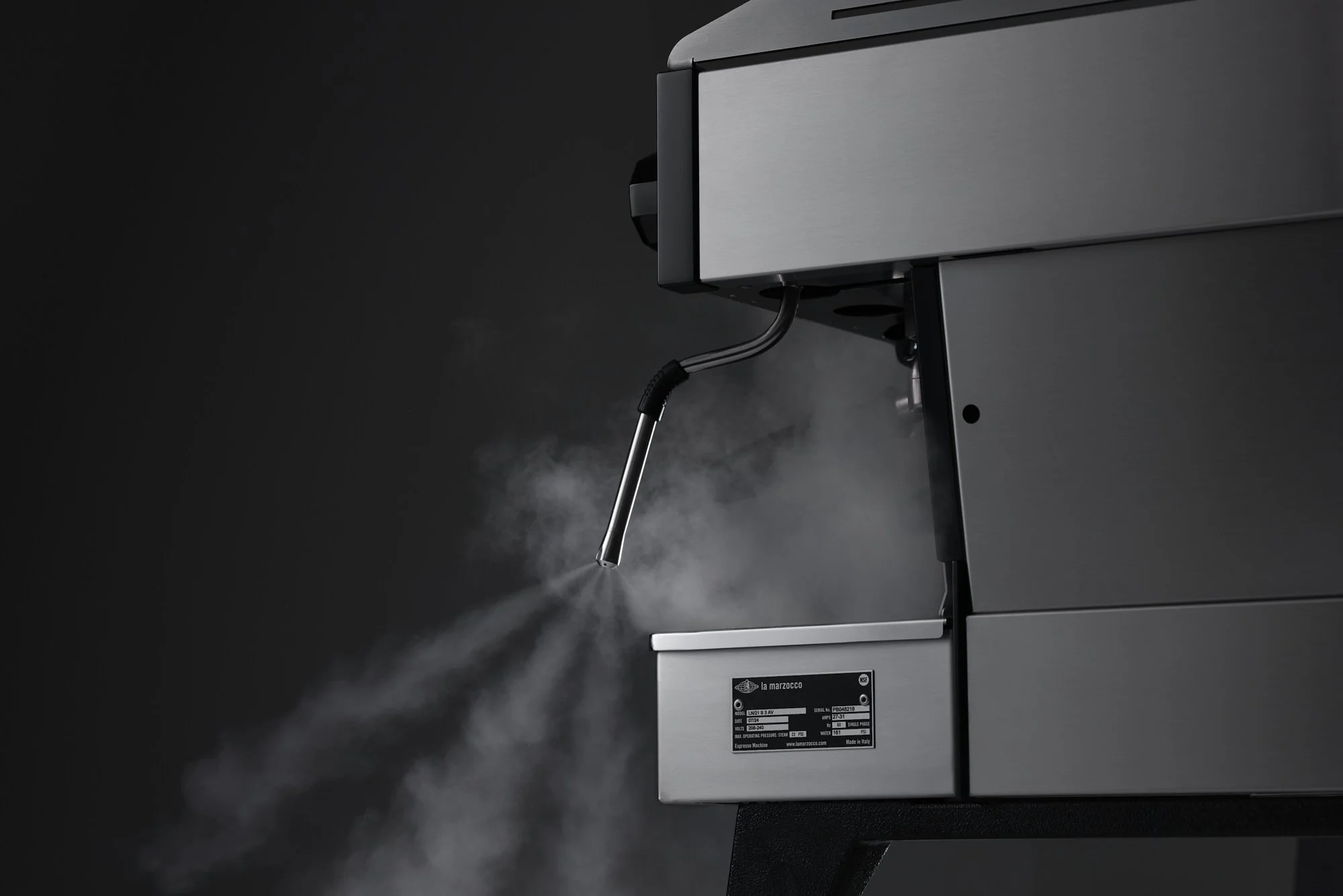 caleb_kerr-20250120 - La Marzocco Linea PB5749.jpg