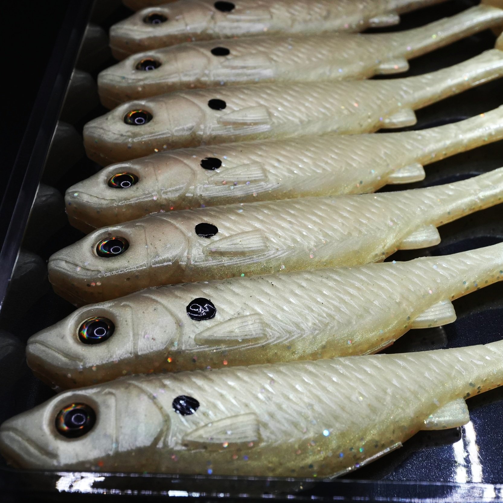 (New!) Mud Money Poured G4 Swimbait (8pk)