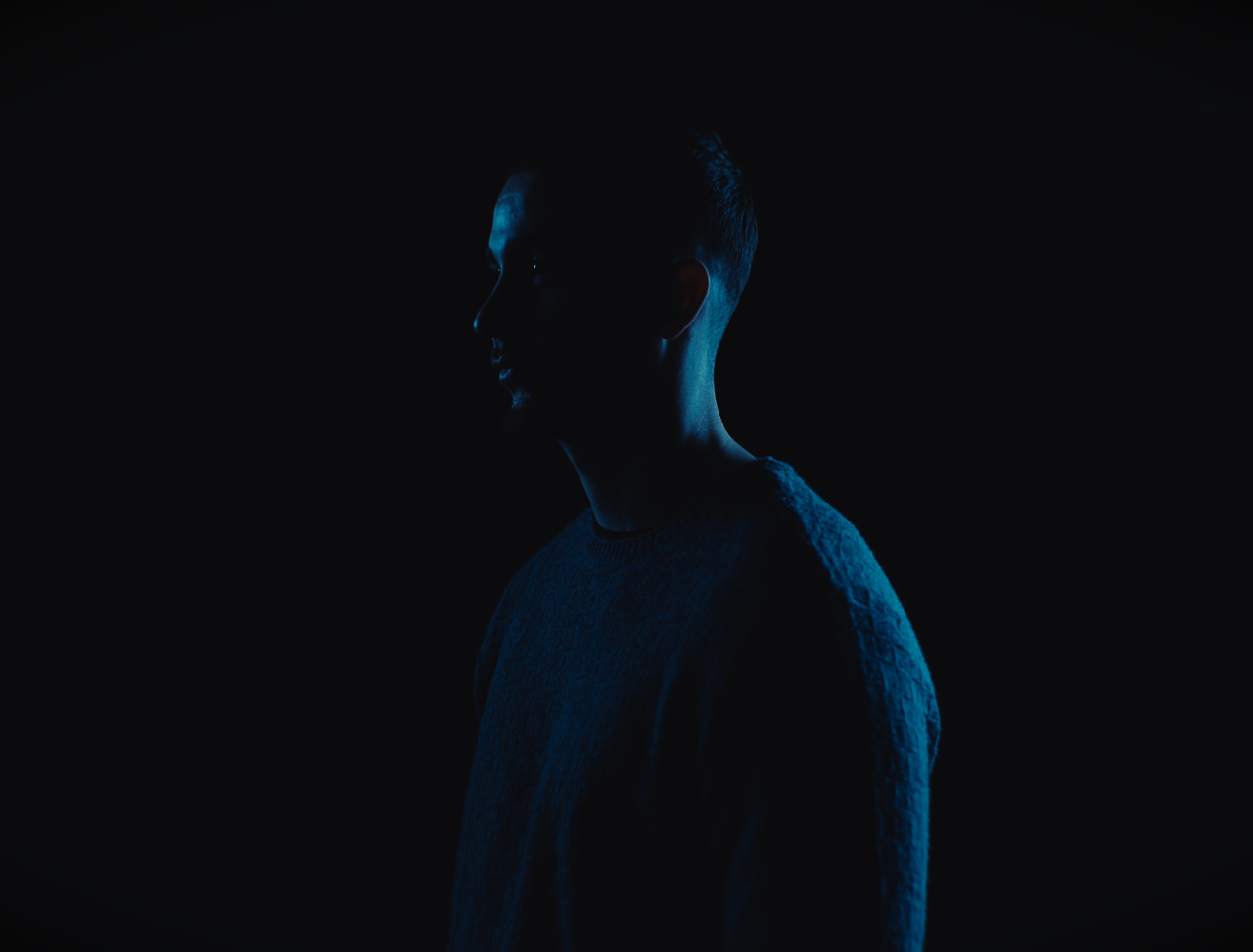 2_Still_Leon_Easy_to_Love Large.png