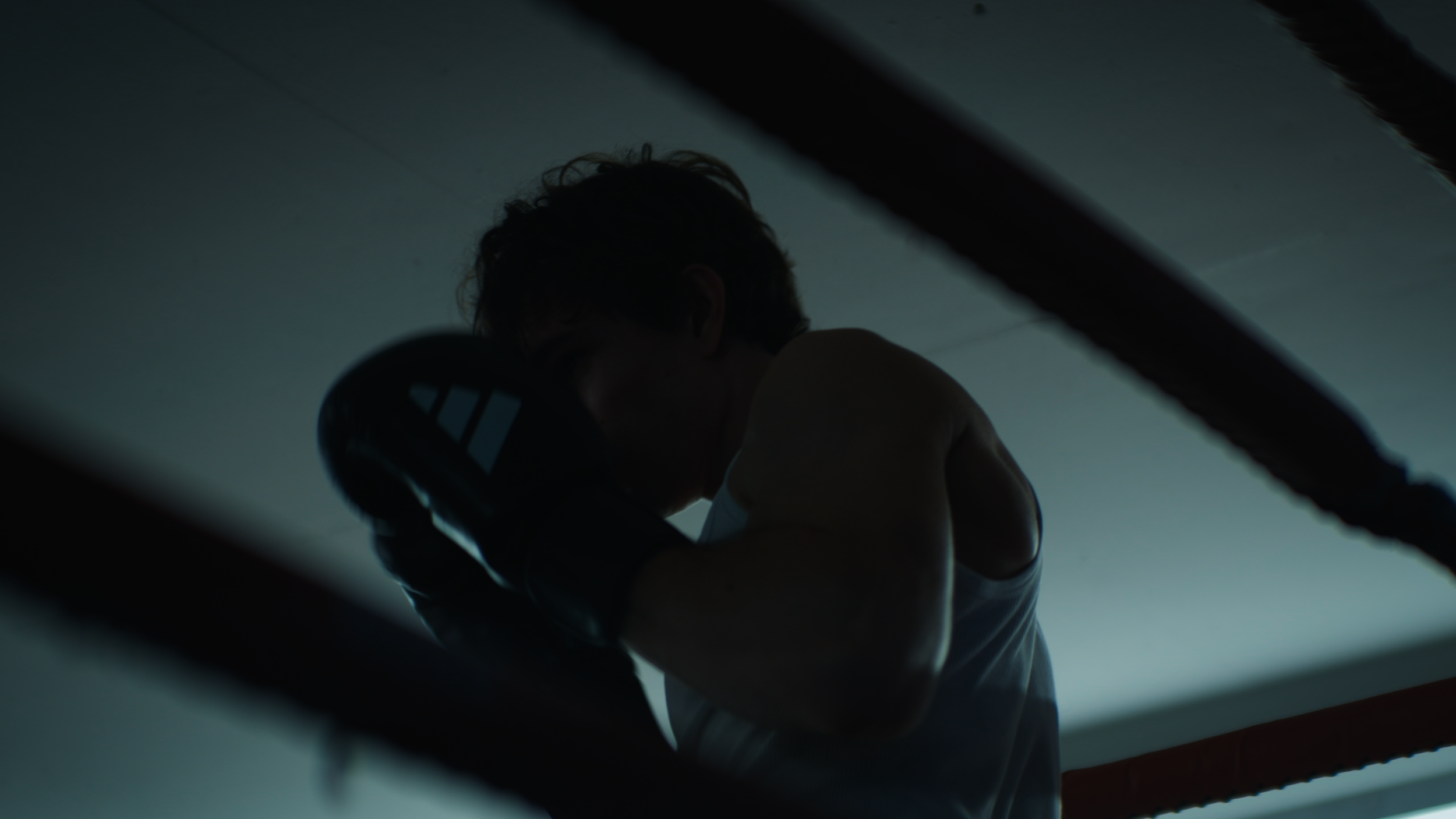 4_Still_AdidasSpec_0829 2.png