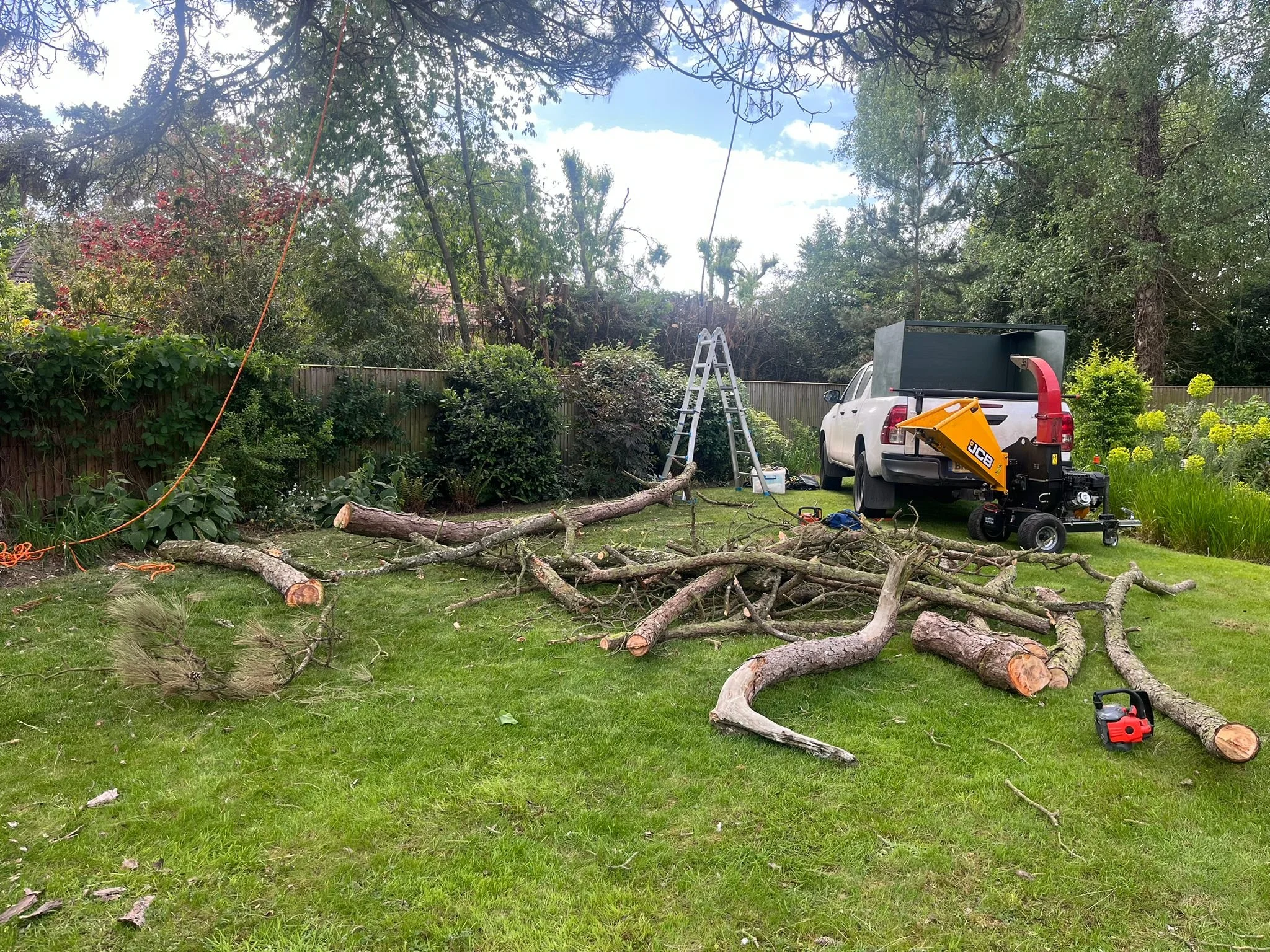 WhatsApp Image 2025-05-21 at 13.57.42_b0d1f974.jpg