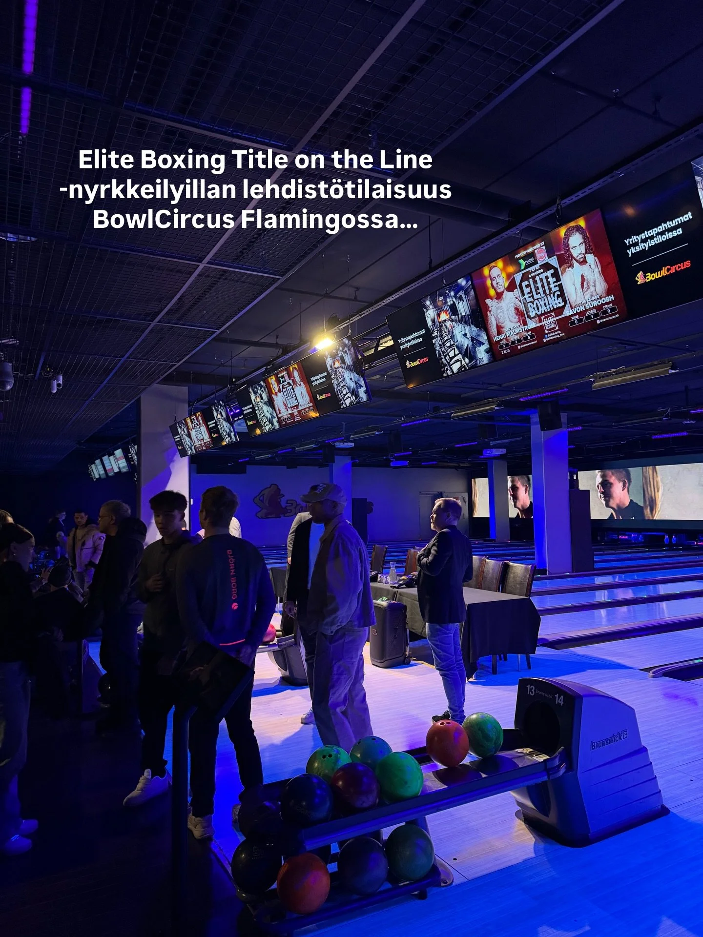 Tunnelmia sunnuntaina BowlCircus Flamingossa pidetyst&auml; lehdist&ouml;tilaisuudesta. Hienoa, ett&auml; saatiin tarjota puitteet! 😍 

Paikalle saapui mukavasti yleis&ouml;&auml; ja tietysti kamerat k&auml;viv&auml;t kokoajan. My&ouml;s hohtokeilaa