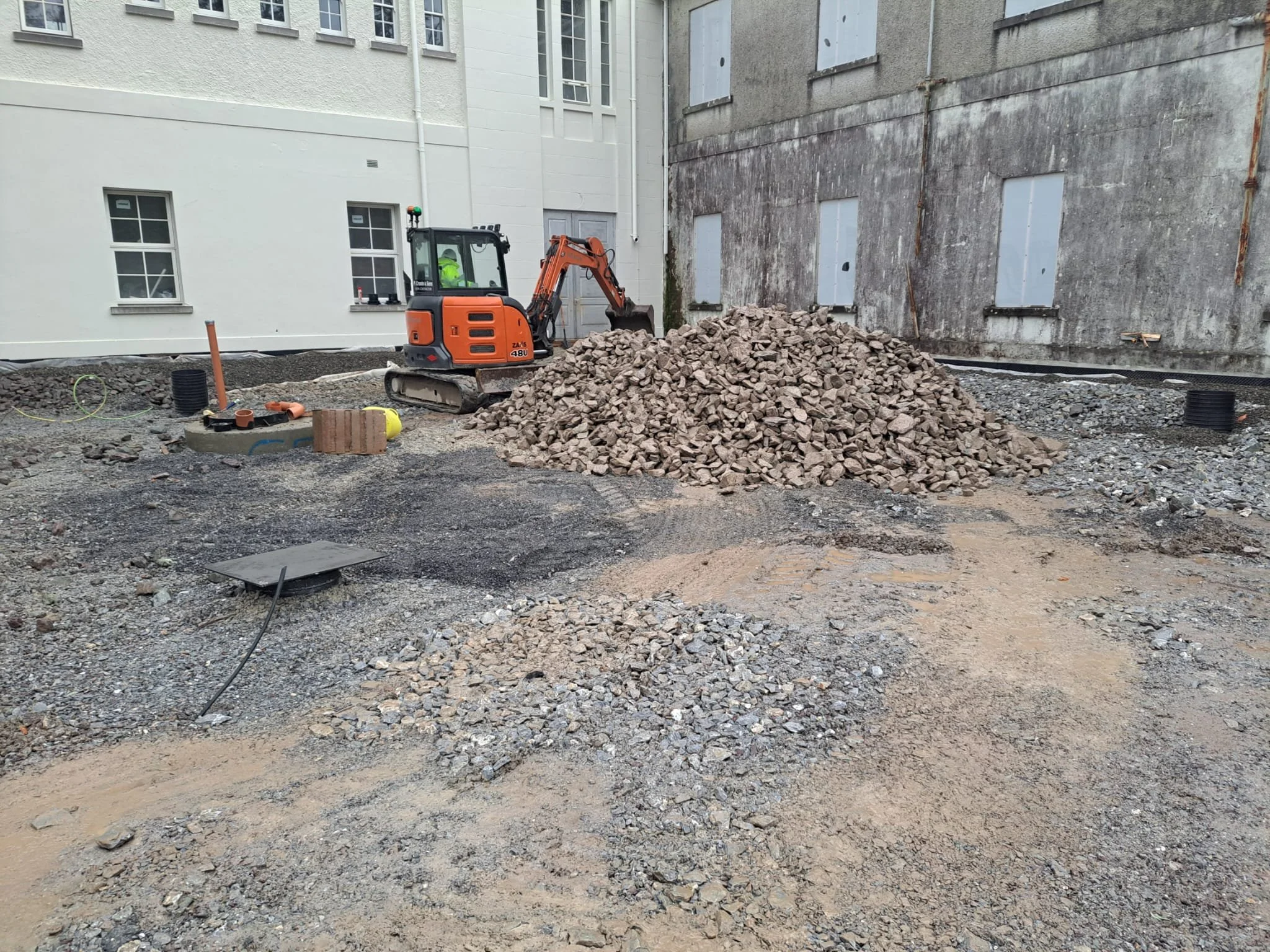 WhatsApp Image 2025-11-14 at 08.38.50.jpeg