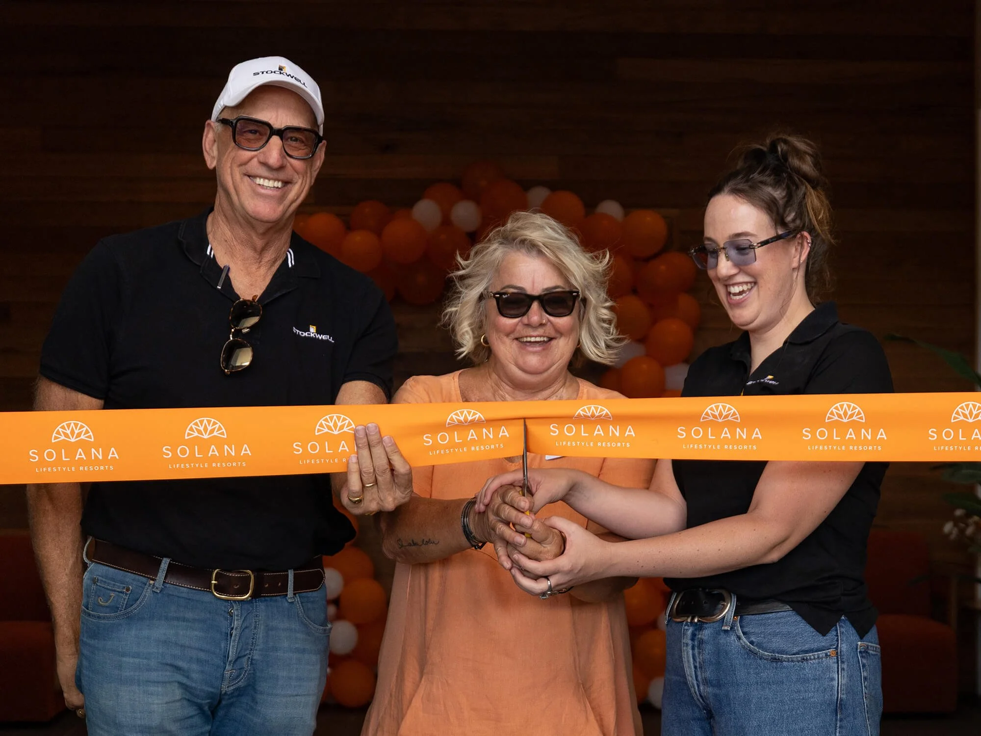 the-ribbon-factory-grand-opening-ribbon-customer-05-2000x1500.jpg