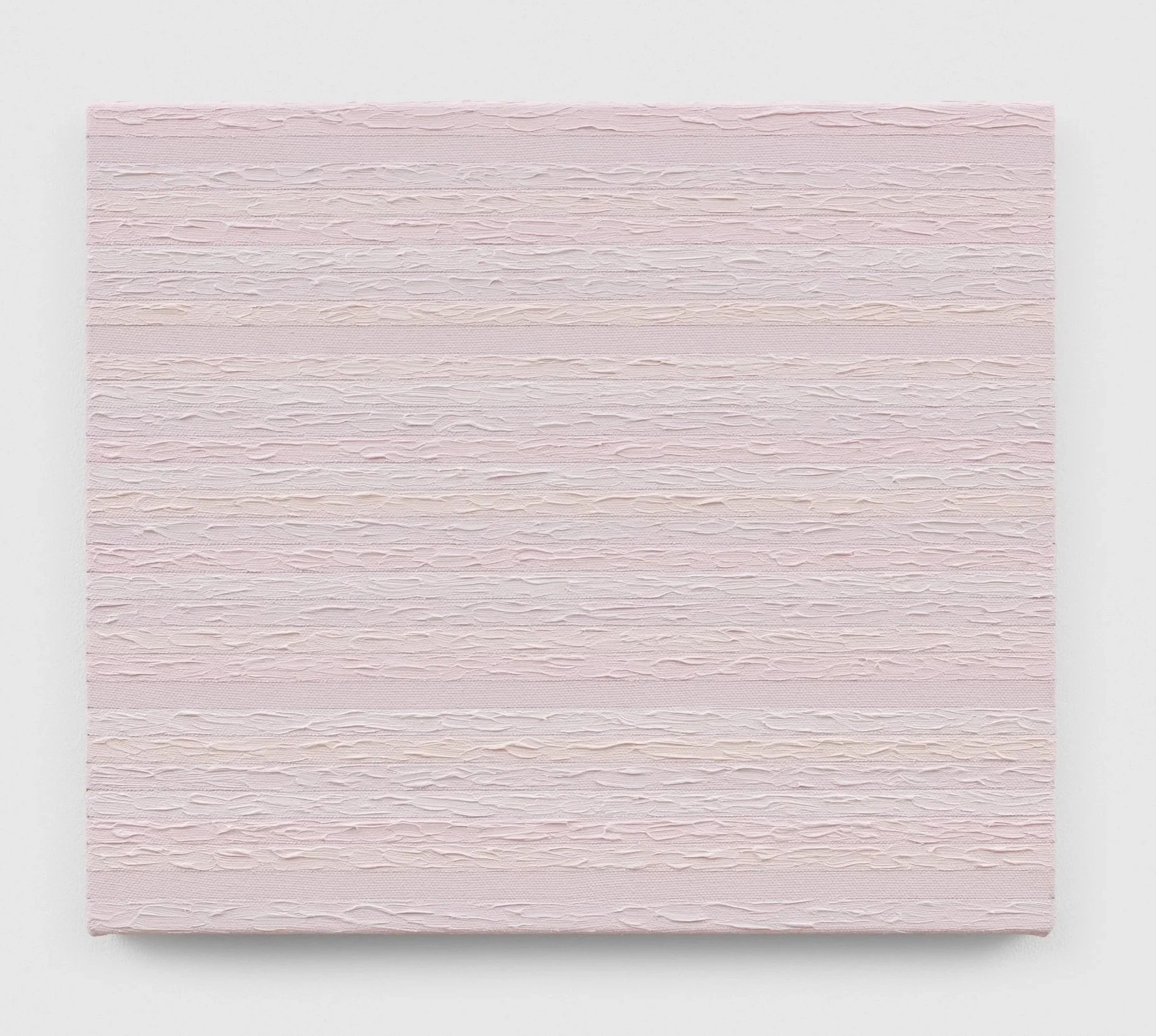 Fleur Dempsey,
'Silken',
2025,
oil and graphite on canvas,
31 x 36 cm,
12 x 14 in