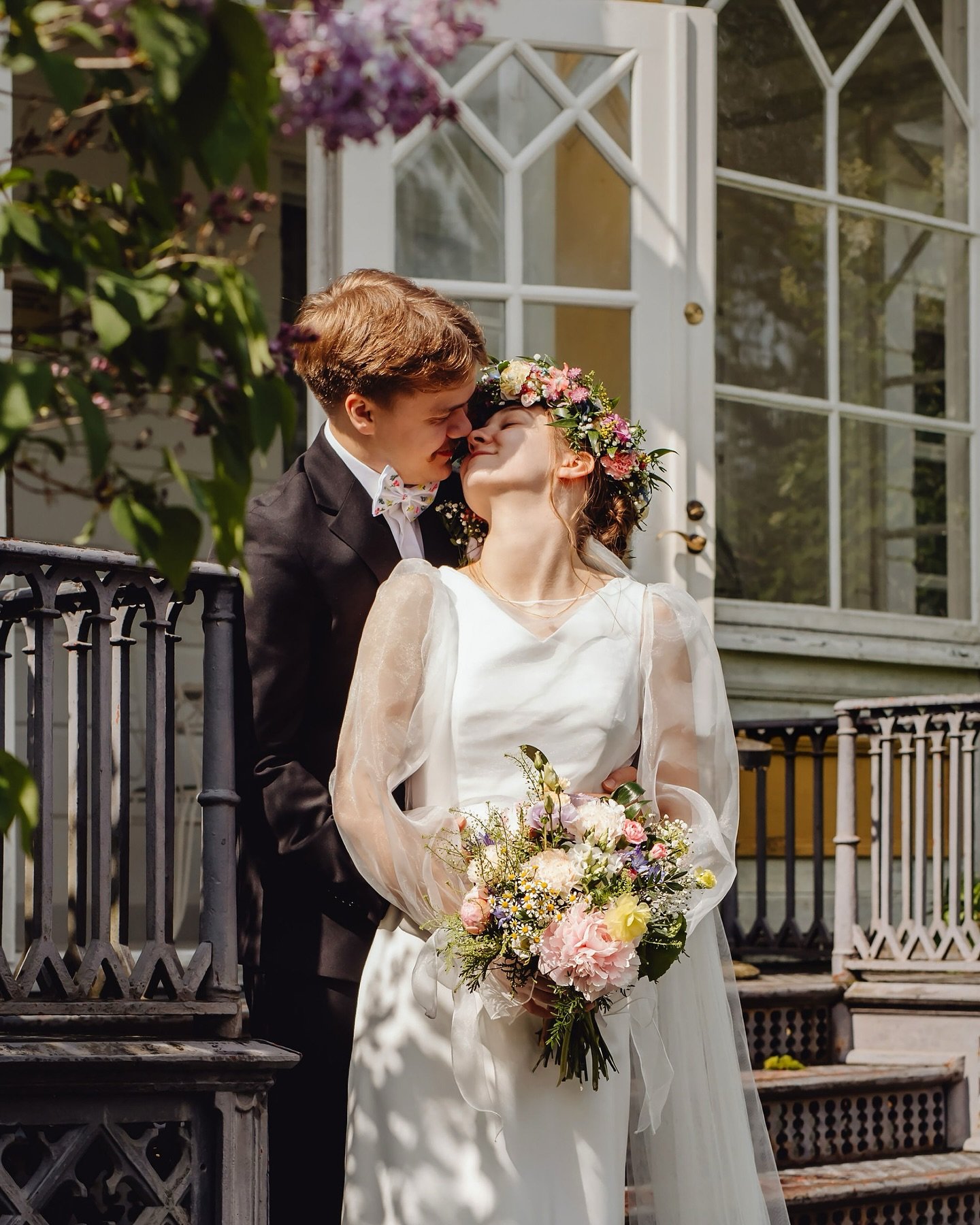 Kes&auml;n ensimm&auml;iset h&auml;&auml;t tuottivat aluksi harmaita hiuksia, sill&auml; koko p&auml;iv&auml;lle luvattiin aivan kaameaa vesisadetta, siis sellaista, ettei sateenvarjostakaan olisi ollut apua. Ehk&auml; kyseess&auml; oli t&auml;m&auml