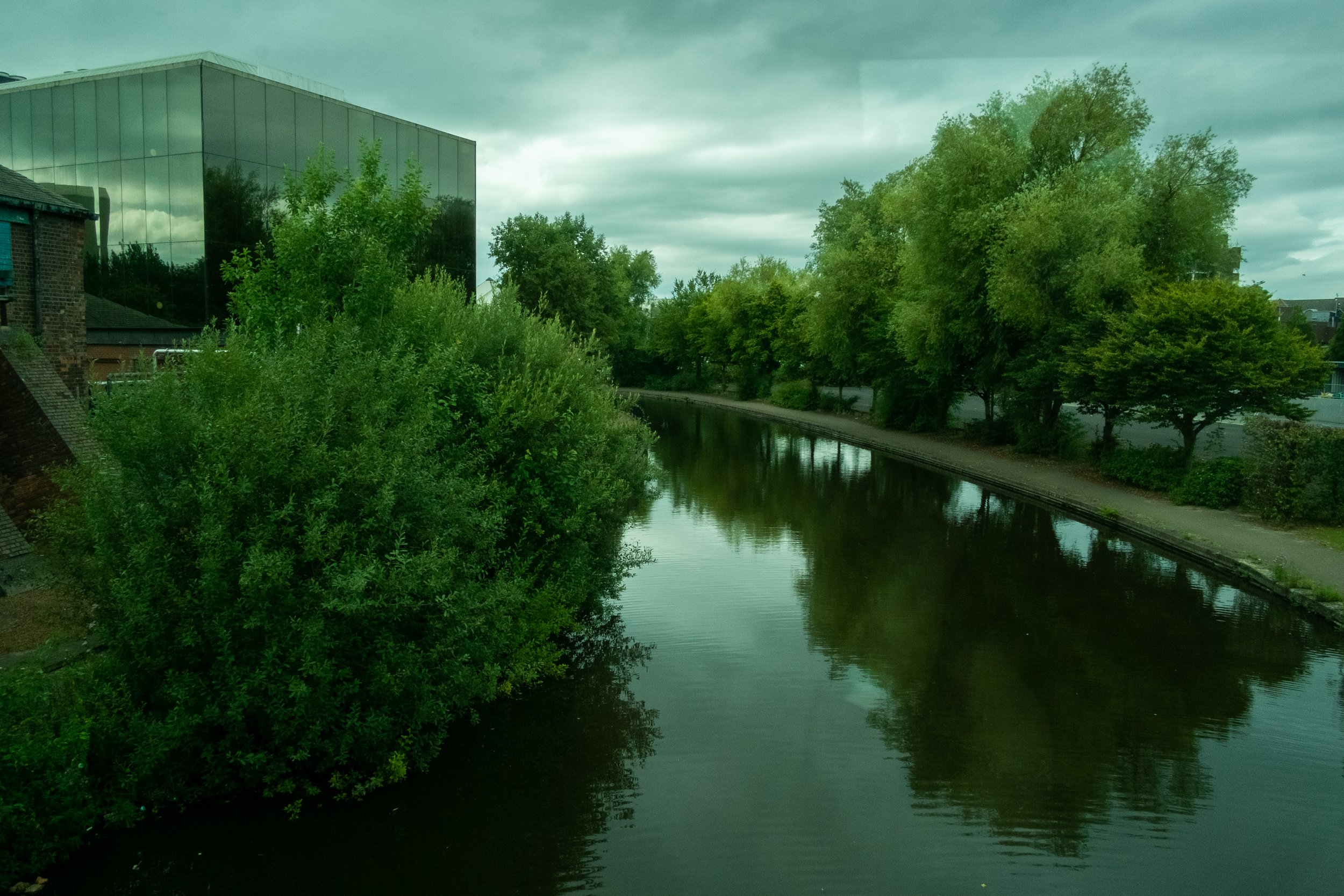 BAGSTHELENS082400006.jpg