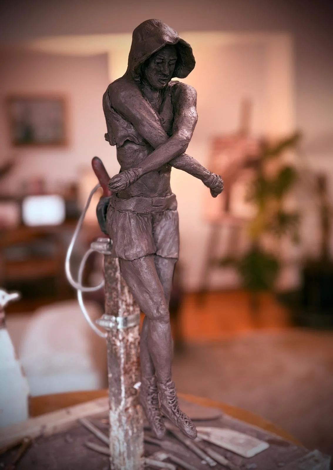 Boxer - Black Stoneware