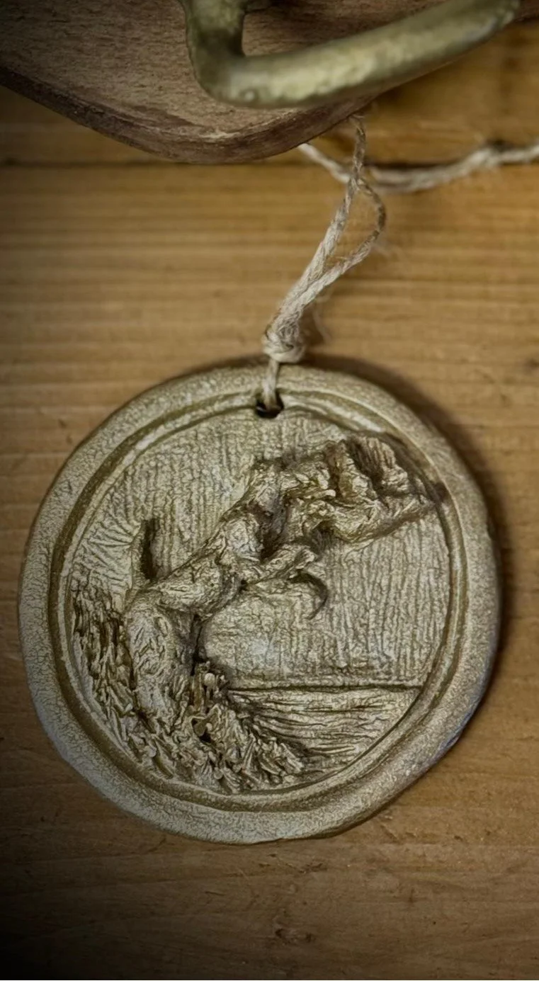 Airedale Flushing Medallion